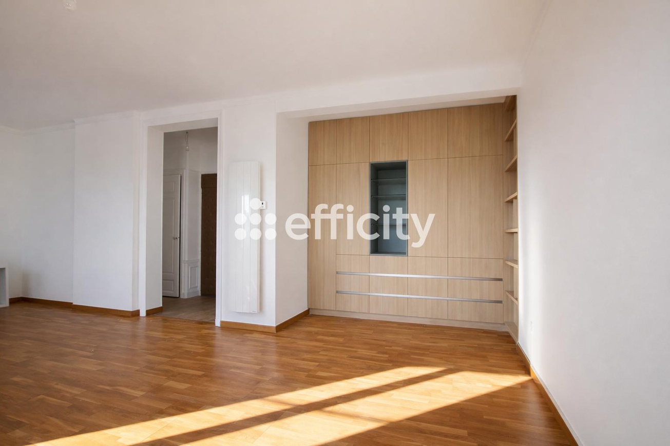 Achat immobilier Appartement 5 pièces  92m2 à Reims (51100) - Photo n°4