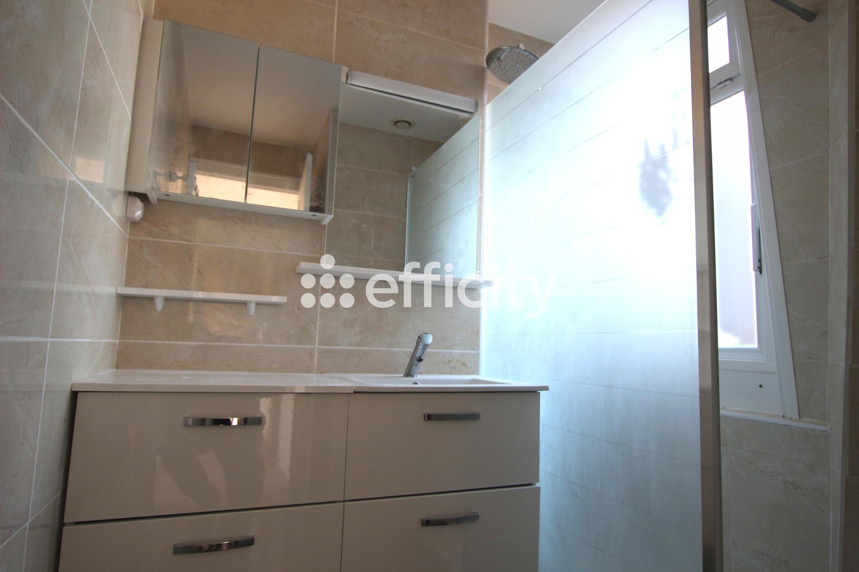 Achat immobilier Appartement 5 pièces  92m2 à Reims (51100) - Photo n°9