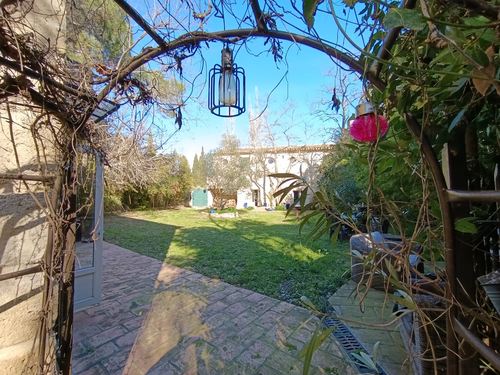 Achat immobilier Maison 15 pièces  342m2 à Vauvert (30600) - Photo n°1