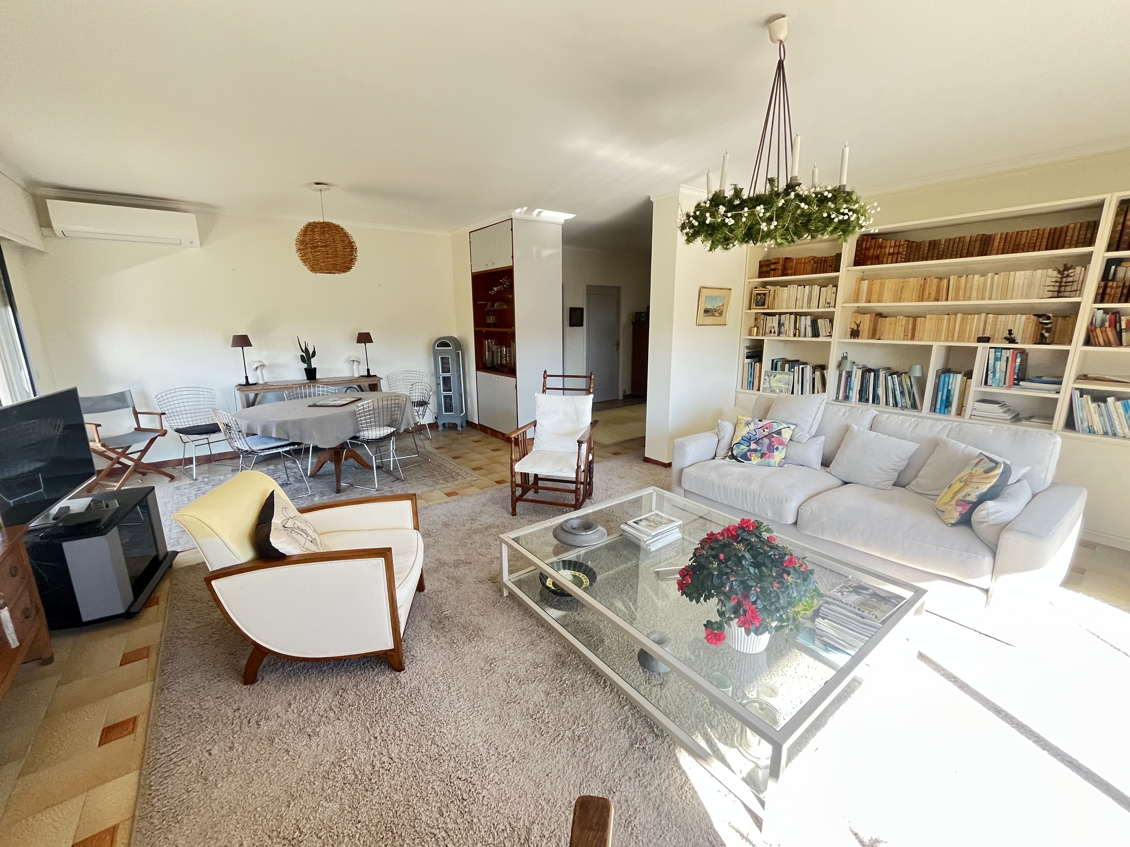 appartement 5 pièces - 126m2 à Vallauris (06220)