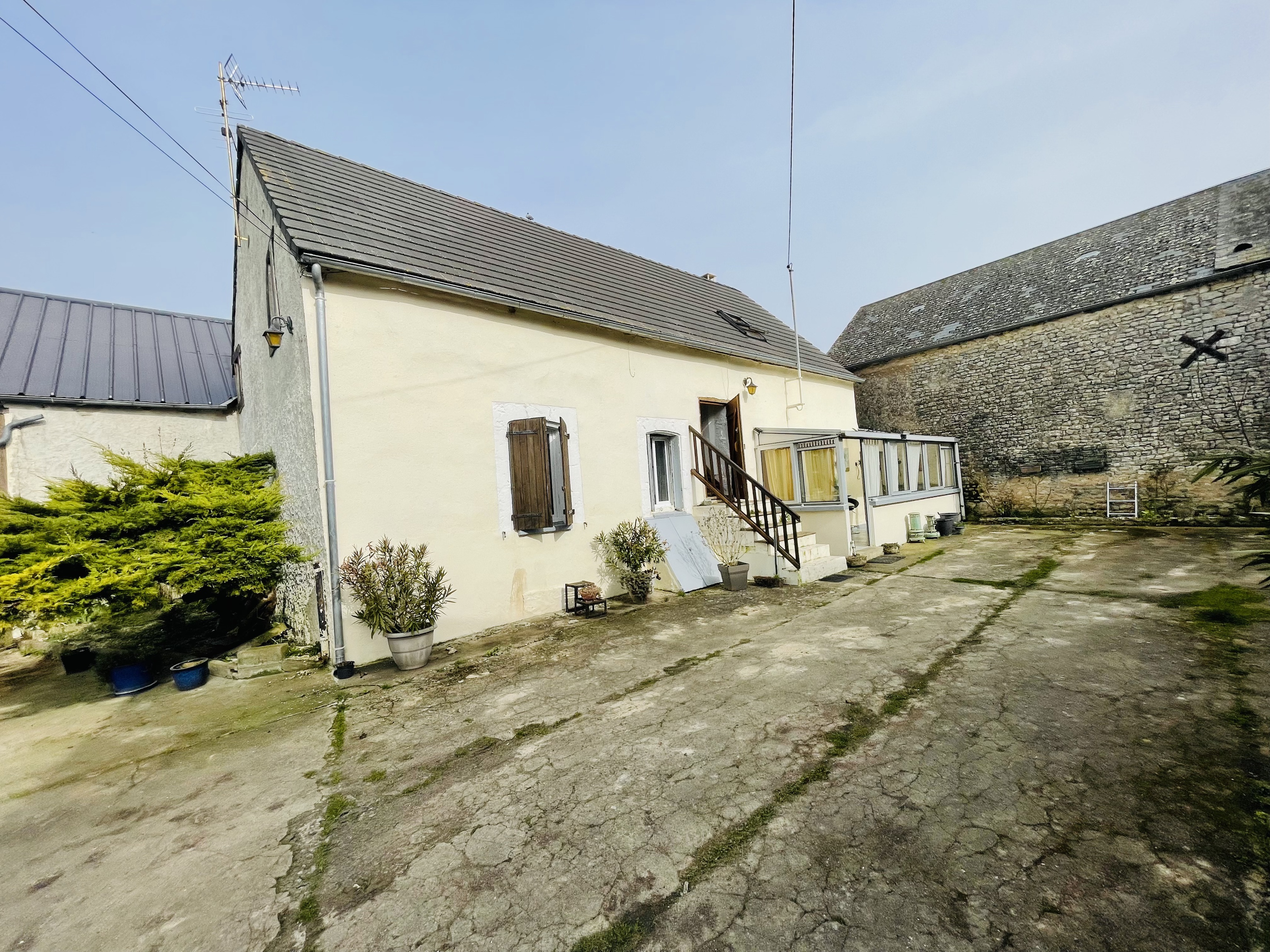 Achat immobilier Maison 12 pièces  197m2 à Neuville Saint Denis (28310) - Photo n°4