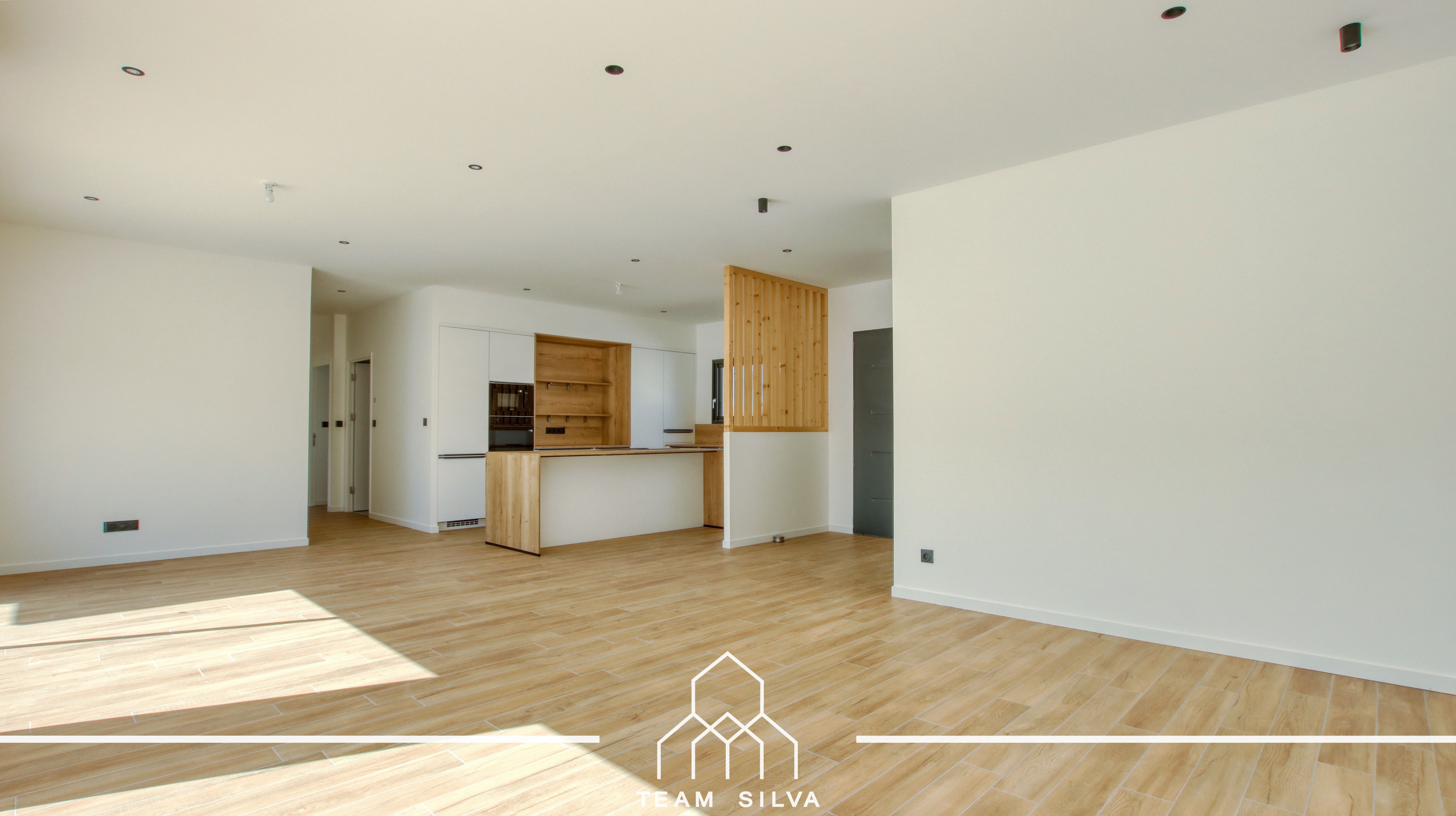 Achat immobilier Maison 5 pièces  140m2 à Saint-Sorlin-en-Valloire (26210) - Photo n°8