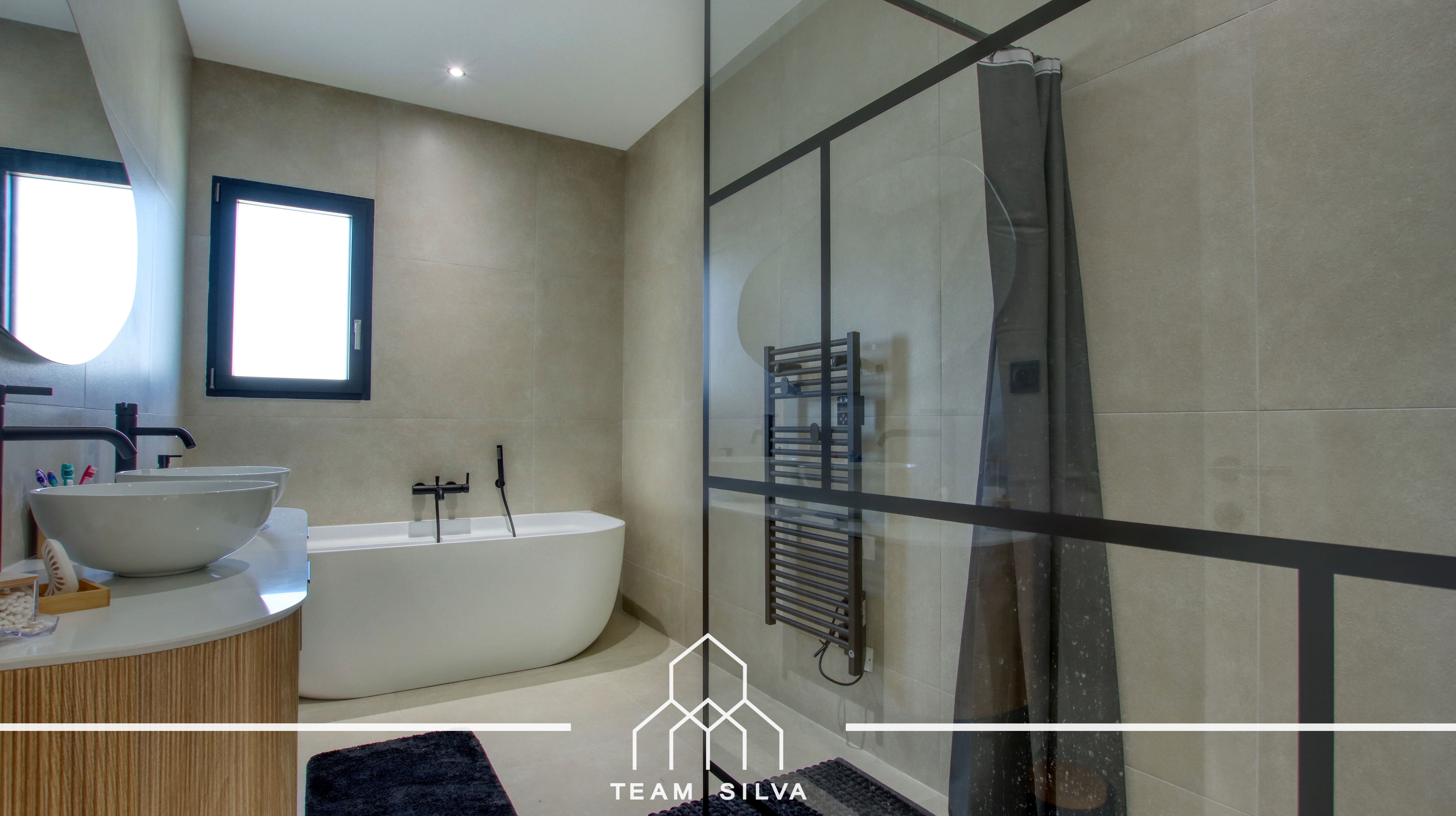 Achat immobilier Maison 5 pièces  140m2 à Saint-Sorlin-en-Valloire (26210) - Photo n°12