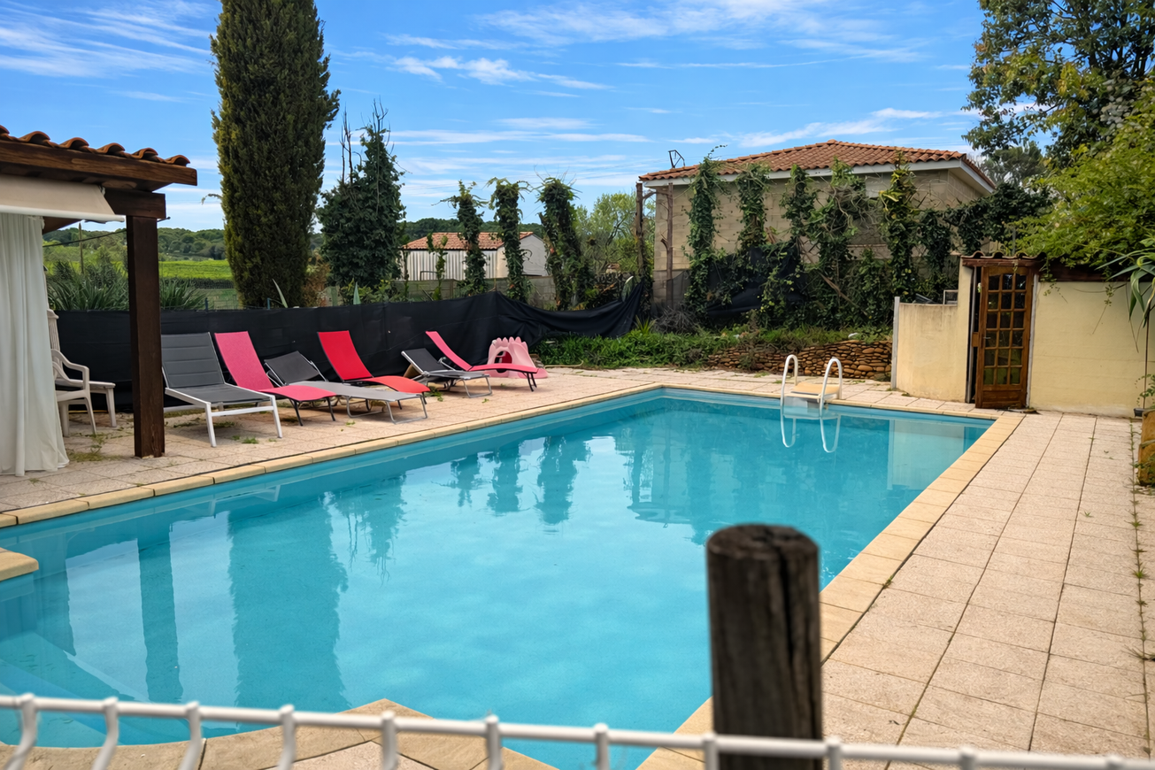 Achat immobilier Maison 6 pièces  199m2 à Aigues-Vives (30670) - Photo n°1