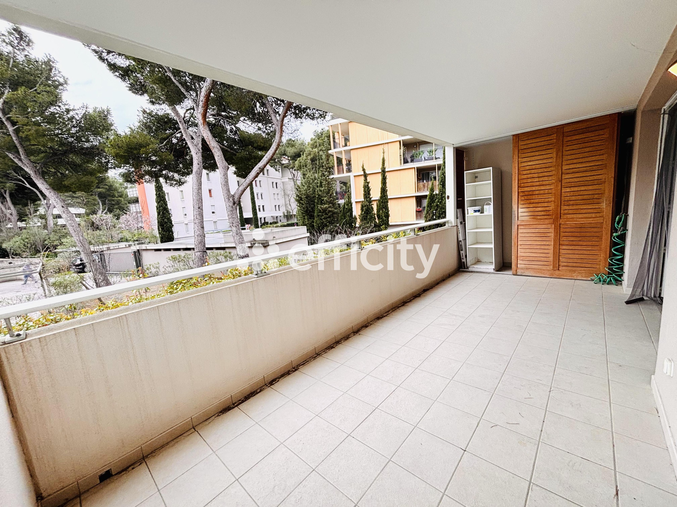 appartement 3 pièces - 62m2 à Marseille (13009)