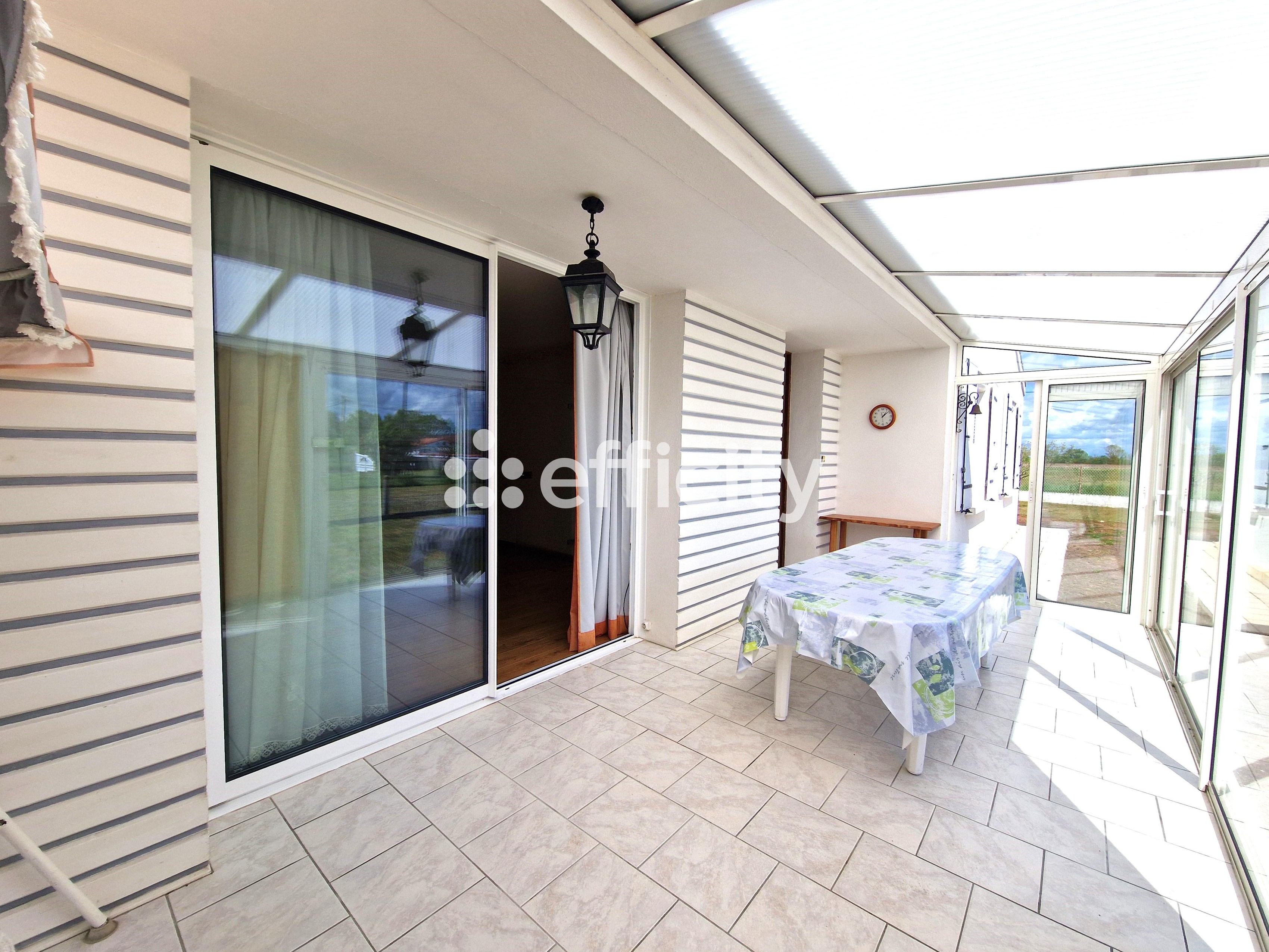 Achat immobilier Maison 5 pièces  113m2 à Saint-Just-Luzac (17320) - Photo n°6