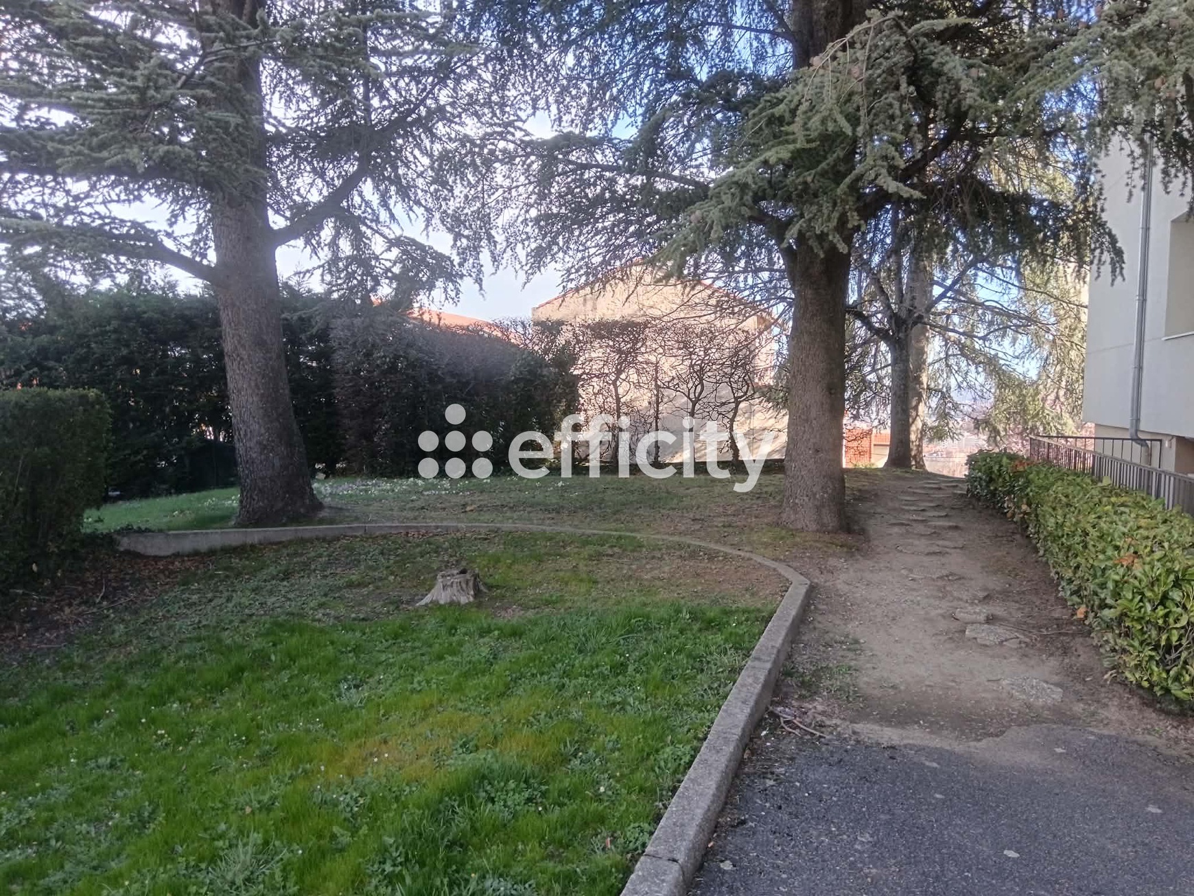 Achat immobilier Appartement 4 pièces  60m2 à Saint-Étienne (42100) - Photo n°5