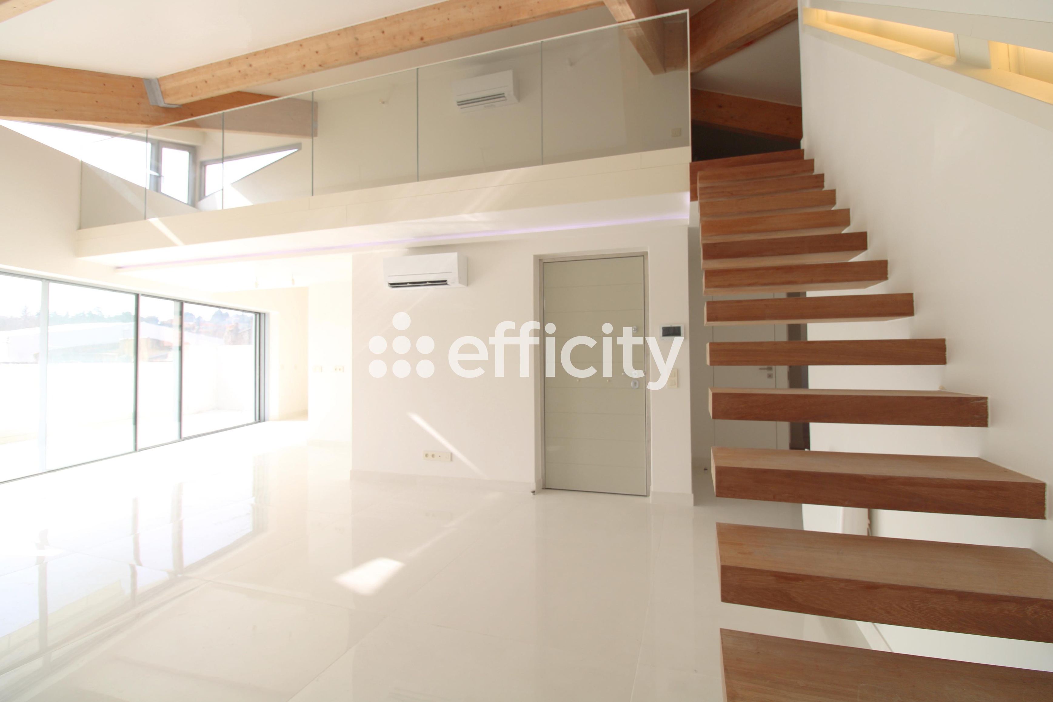 Achat immobilier Appartement 4 pièces  197m2 à Auriol (13390) - Photo n°4