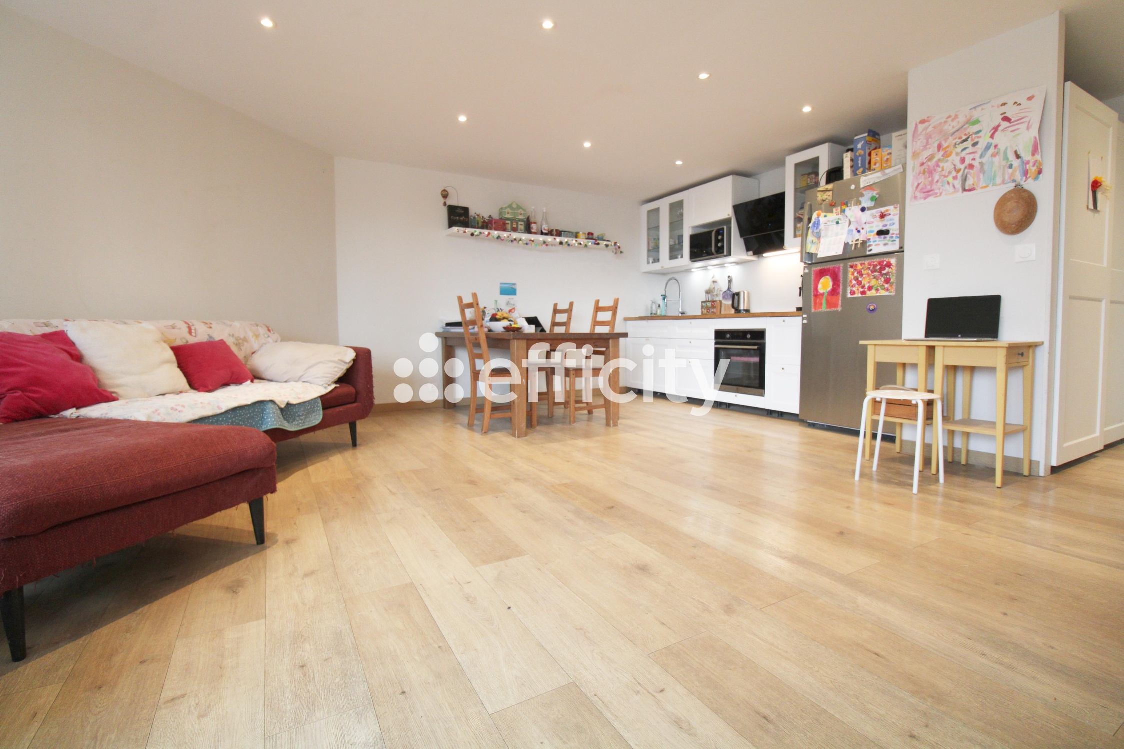appartement 3 pièces - 73m2 à Marseille (13009)