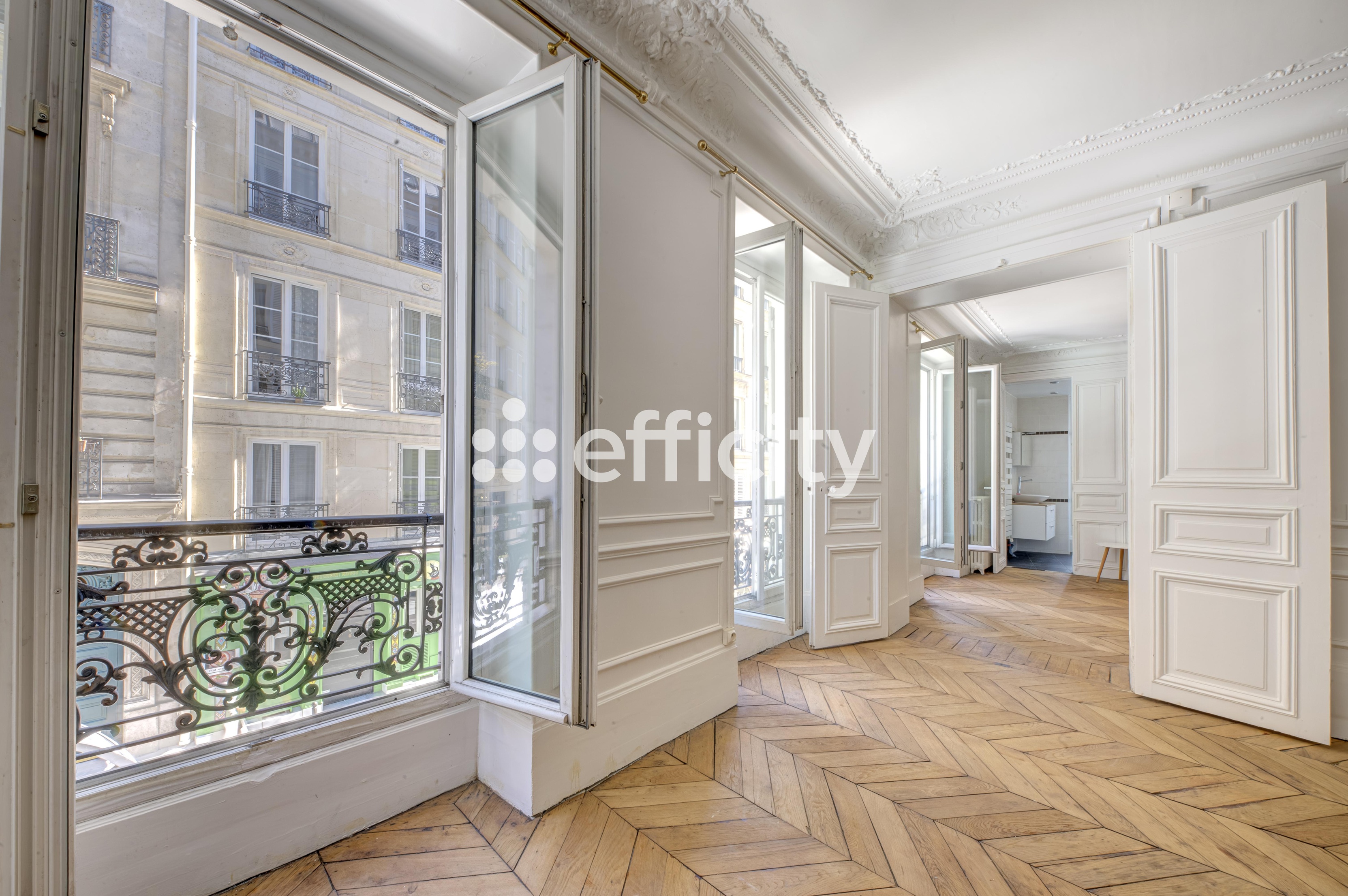 appartement 4 pièces - 98m2 à Paris (75009)