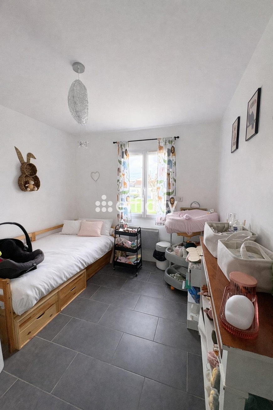 Achat immobilier Maison 4 pièces  80m2 à Saint-Magne-de-Castillon (33350) - Photo n°5