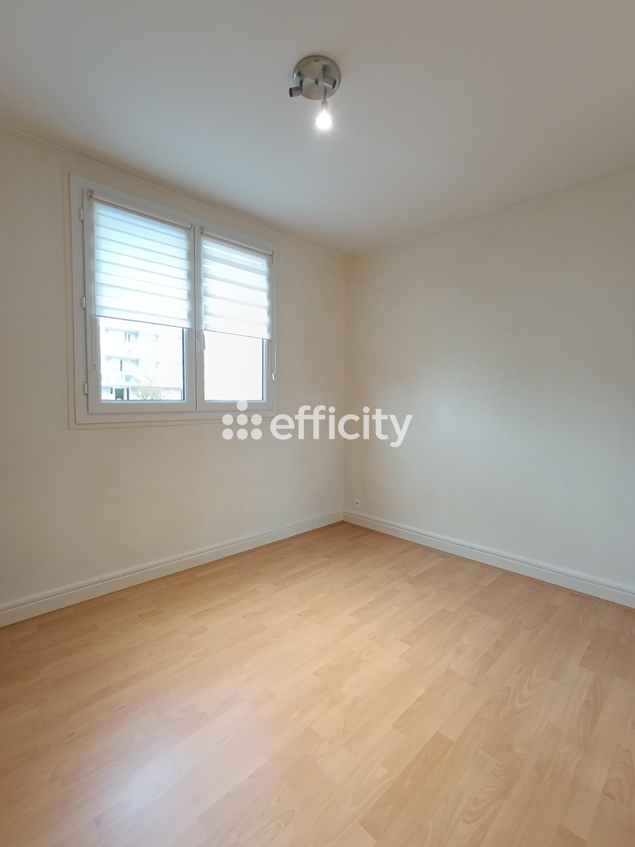 Achat immobilier Appartement 3 pièces  49m2 à Saint-Martin-d'Hères (38400) - Photo n°11