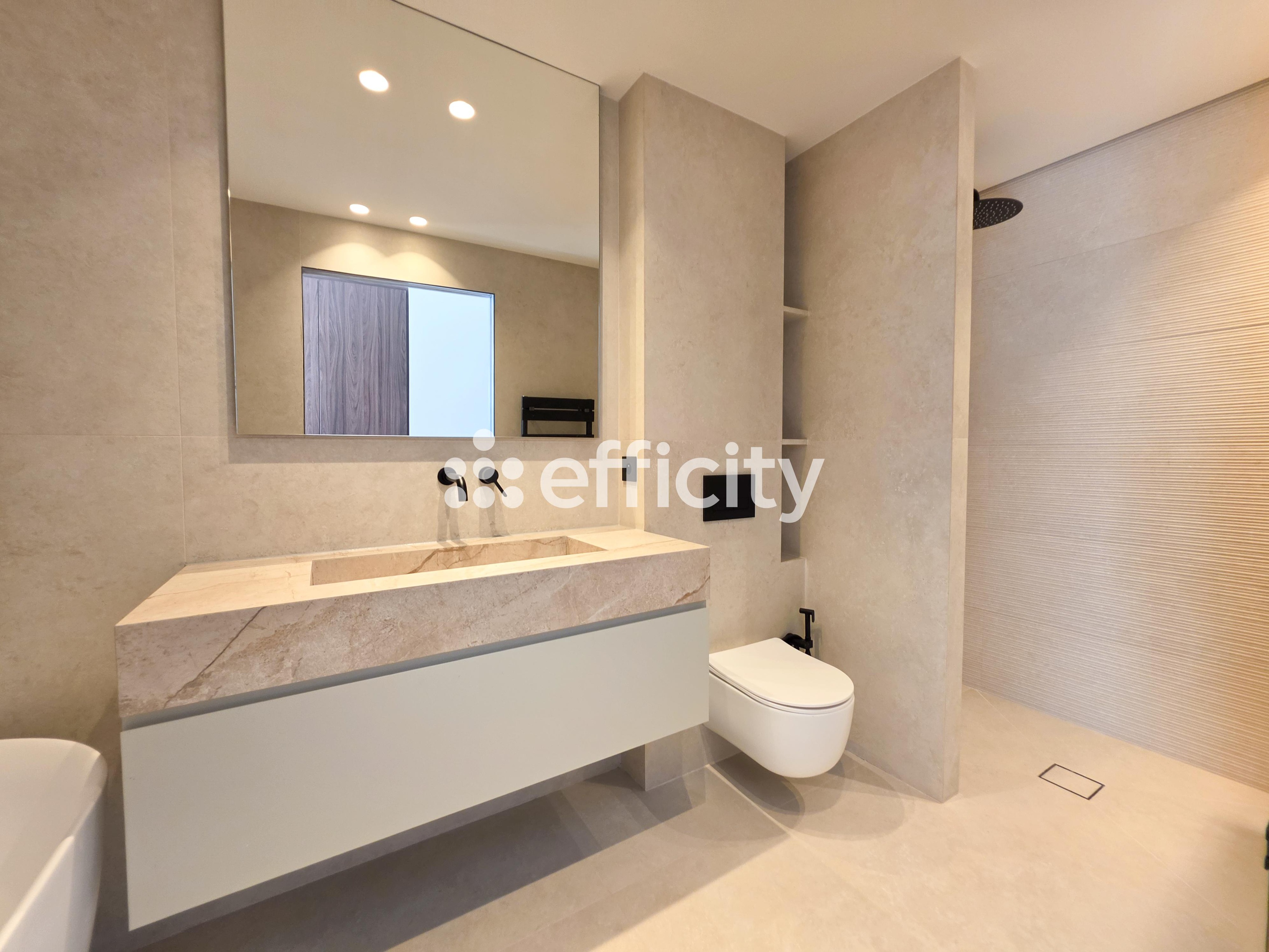 Achat immobilier Appartement 3 pièces  90m2 à Cannes (06400) - Photo n°9
