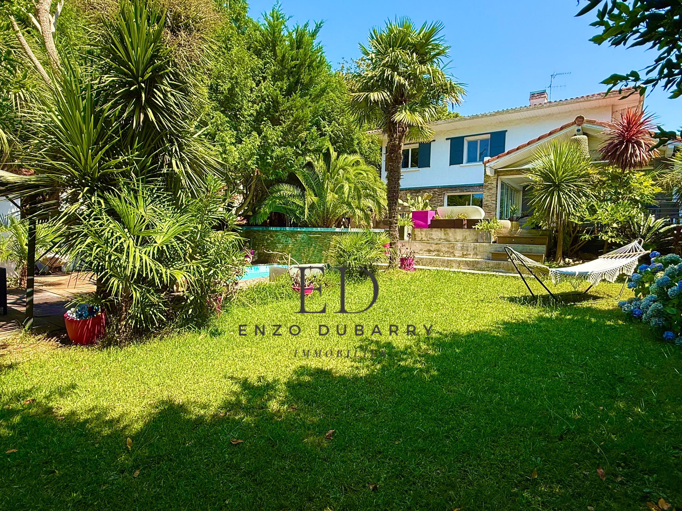 maison 9 pièces - 301m2 à Biarritz (64200)