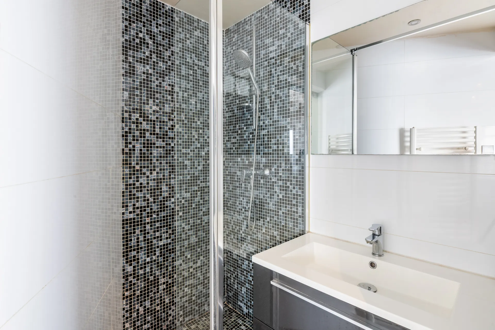 Achat immobilier Appartement 2 pièces  63m2 à Marseille (13008) - Photo n°9