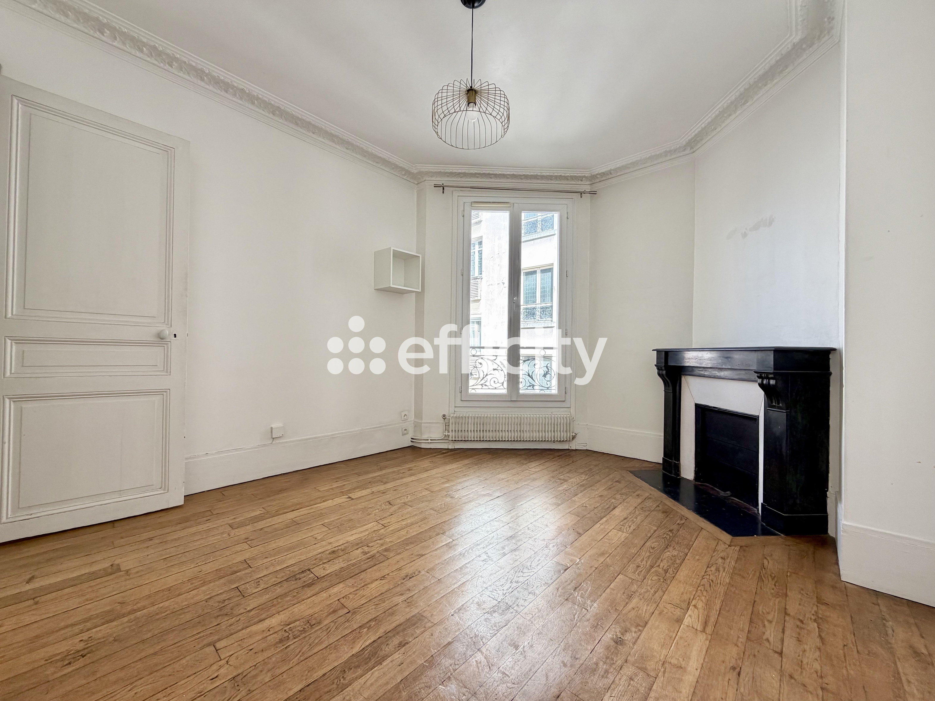 appartement 2 pièces - 36,0m2 à Paris (75012)