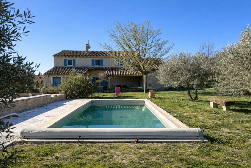 maison 8 pièces - 175,0m2 à Cucuron (84160)