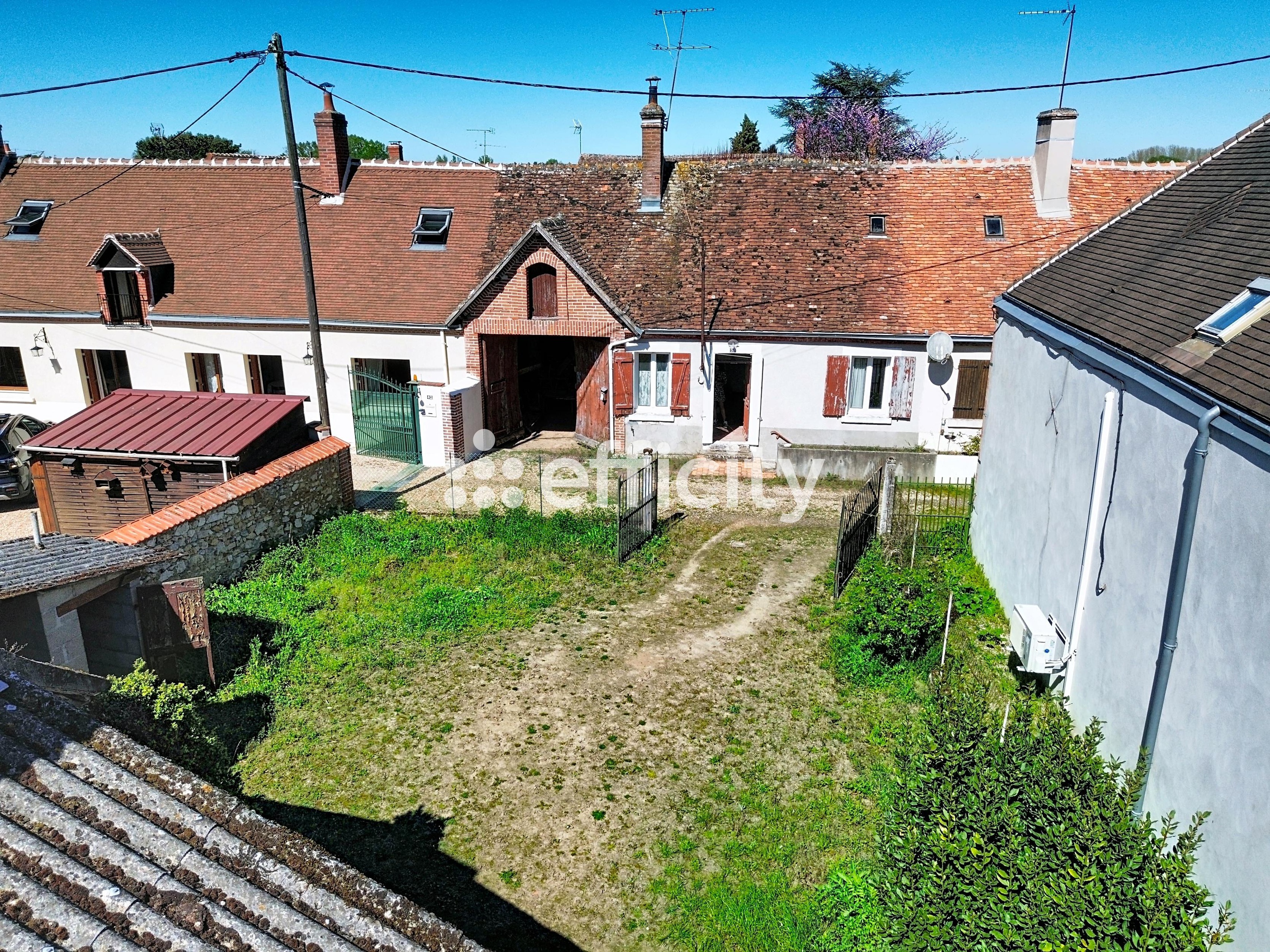 Achat immobilier Maison 2 pièces  62m2 à Chabris (36210) - Photo n°1