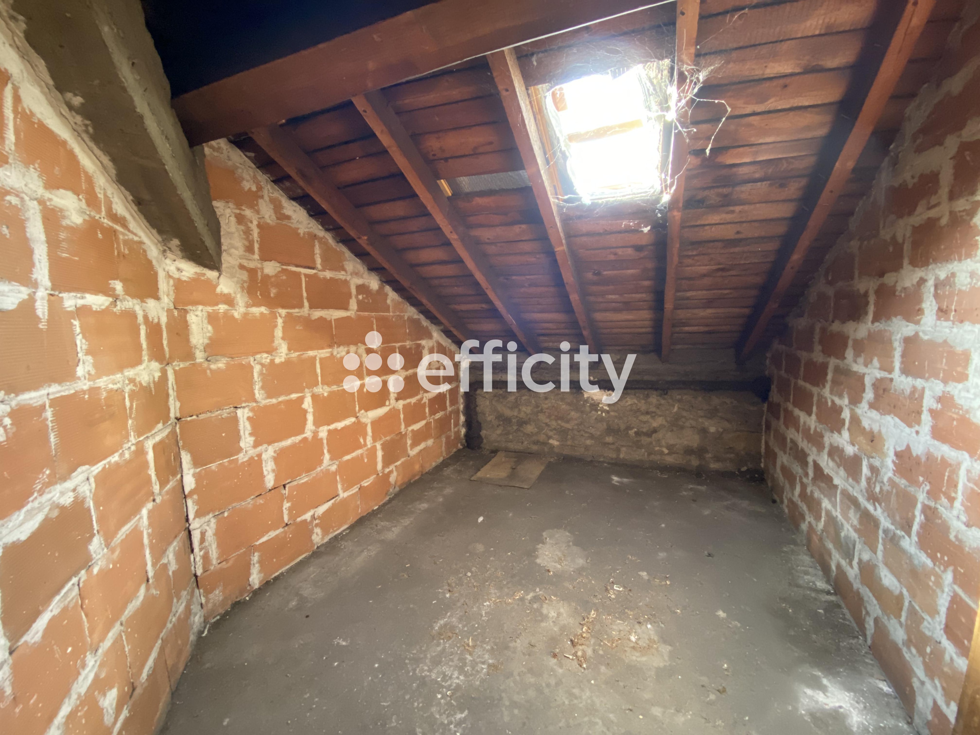 Achat immobilier Appartement 2 pièces  57m2 à Saint-Étienne (42100) - Photo n°5