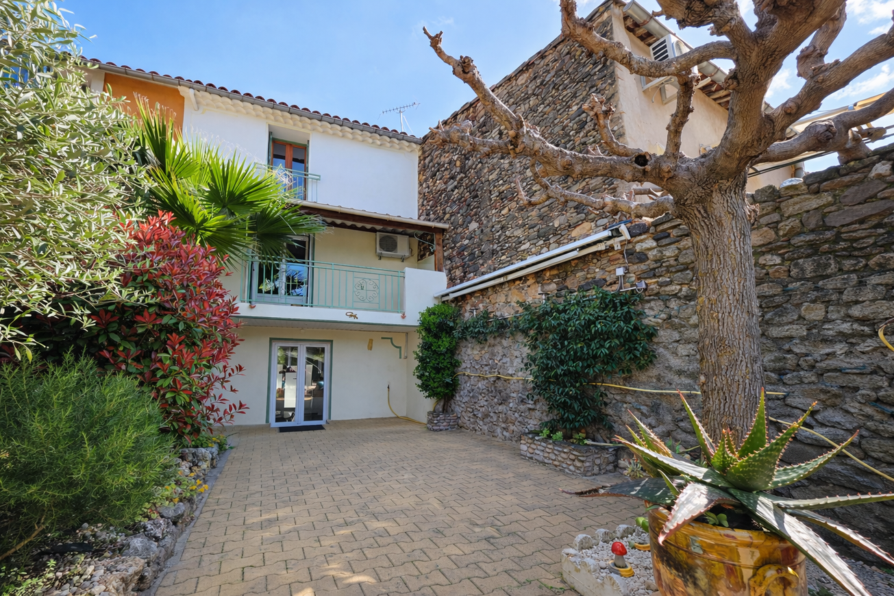 Achat immobilier Maison 4 pièces  117m2 à Ceyras (34800) - Photo n°1