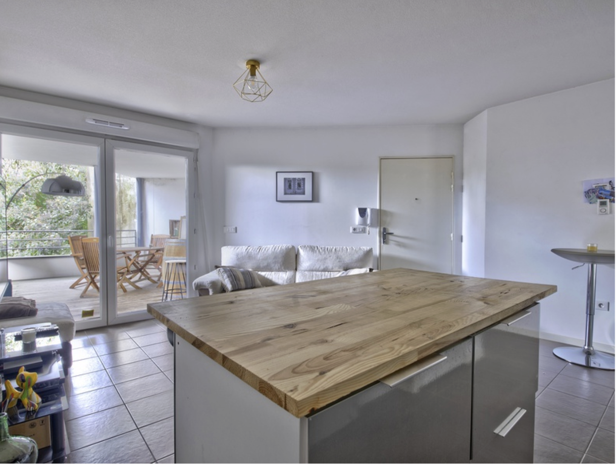 Achat immobilier Appartement 2 pièces  44m2 à Bordeaux (33100) - Photo n°4