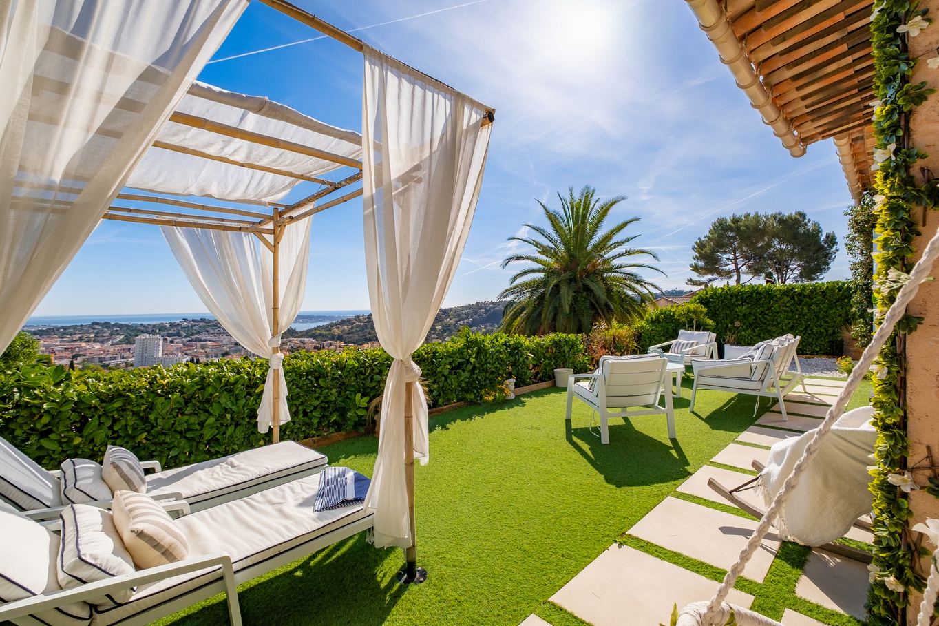 maison 4 pièces - 130m2 à Vallauris (06220)