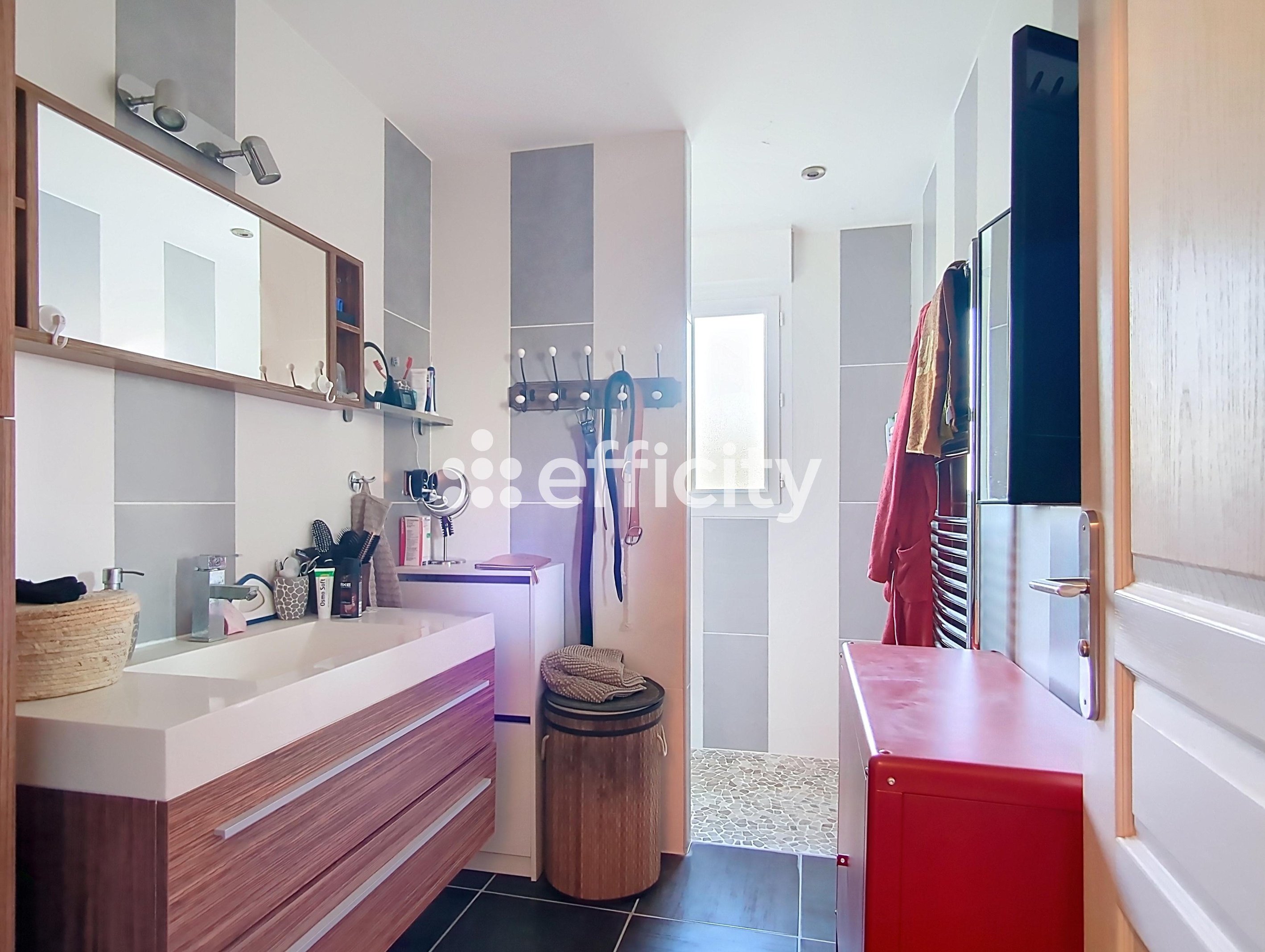 Achat immobilier Maison 5 pièces  137m2 à Nouzilly (37380) - Photo n°8