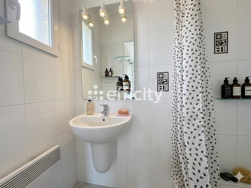 Achat immobilier Maison 7 pièces  173m2 à Aix-en-Provence (13540) - Photo n°16
