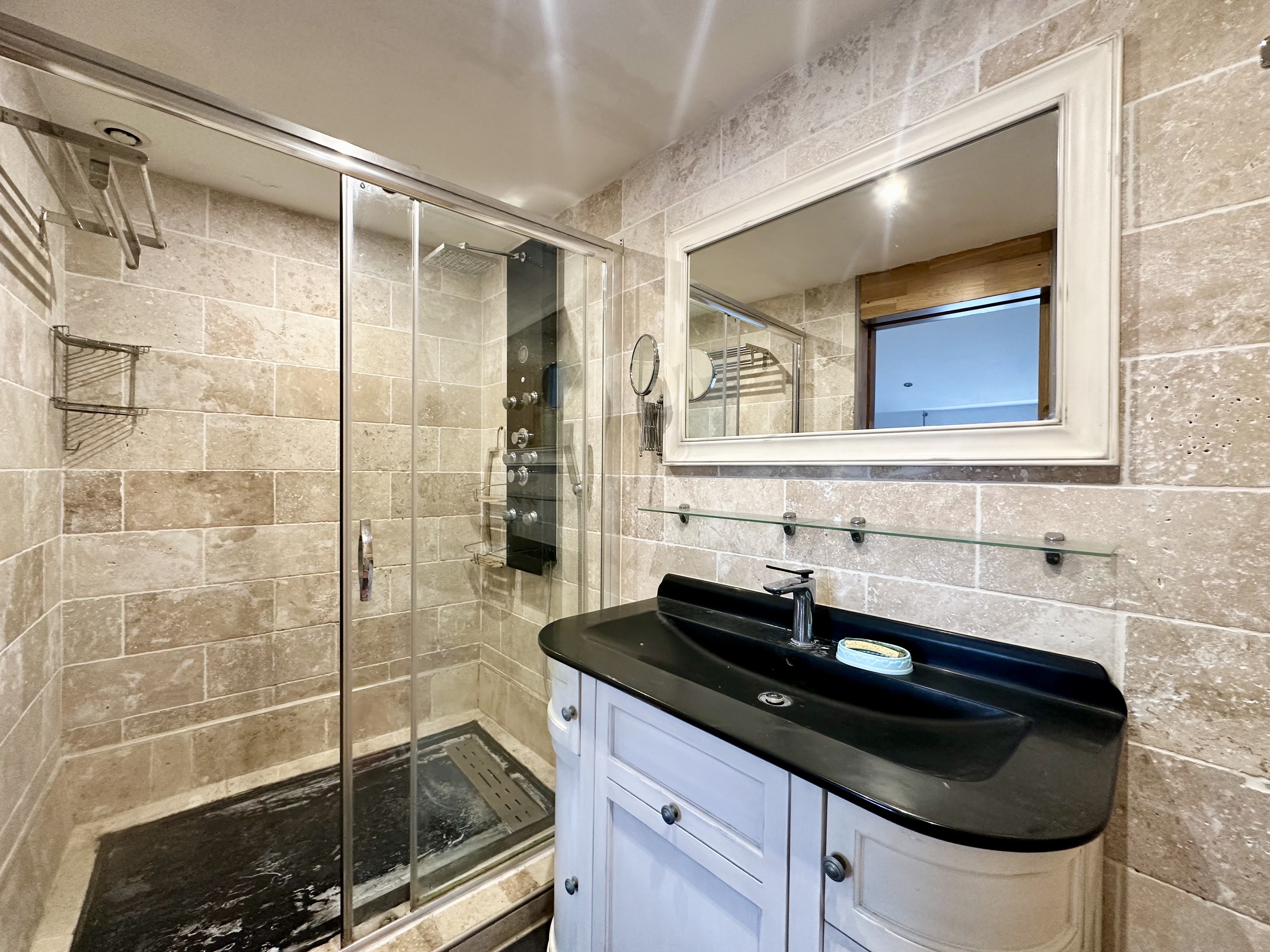 Achat immobilier Immeuble 11 pièces  260m2 à Berre-l'Étang (13130) - Photo n°16