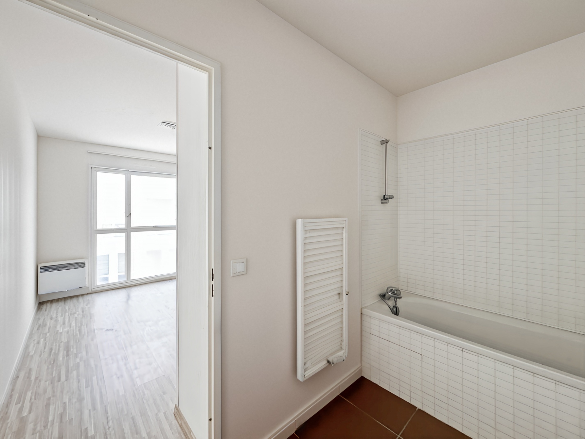 Achat immobilier Appartement 2 pièces  42m2 à Bordeaux (33100) - Photo n°8