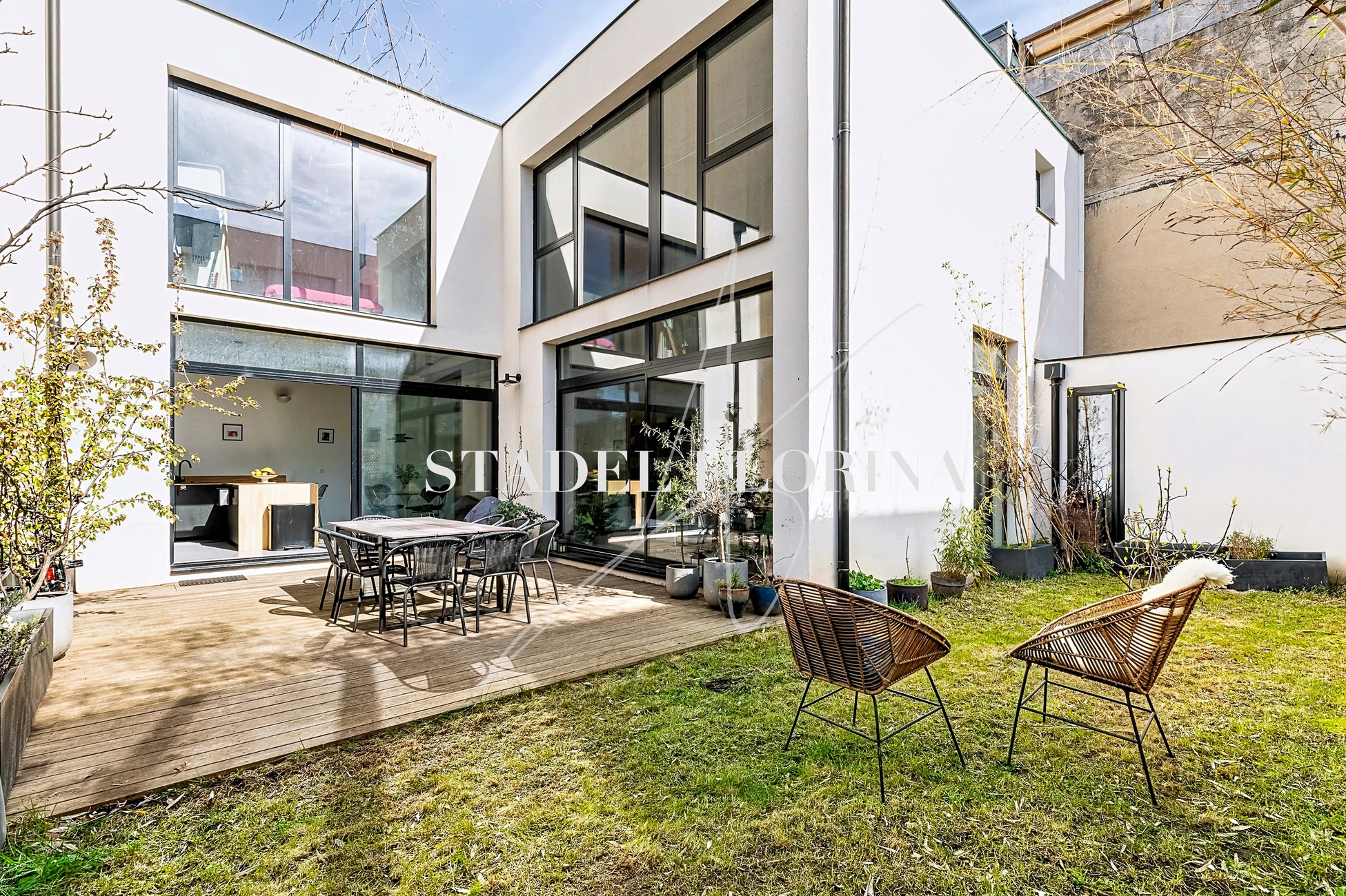 maison 5 pièces - 153m2 à Montreuil (93100)