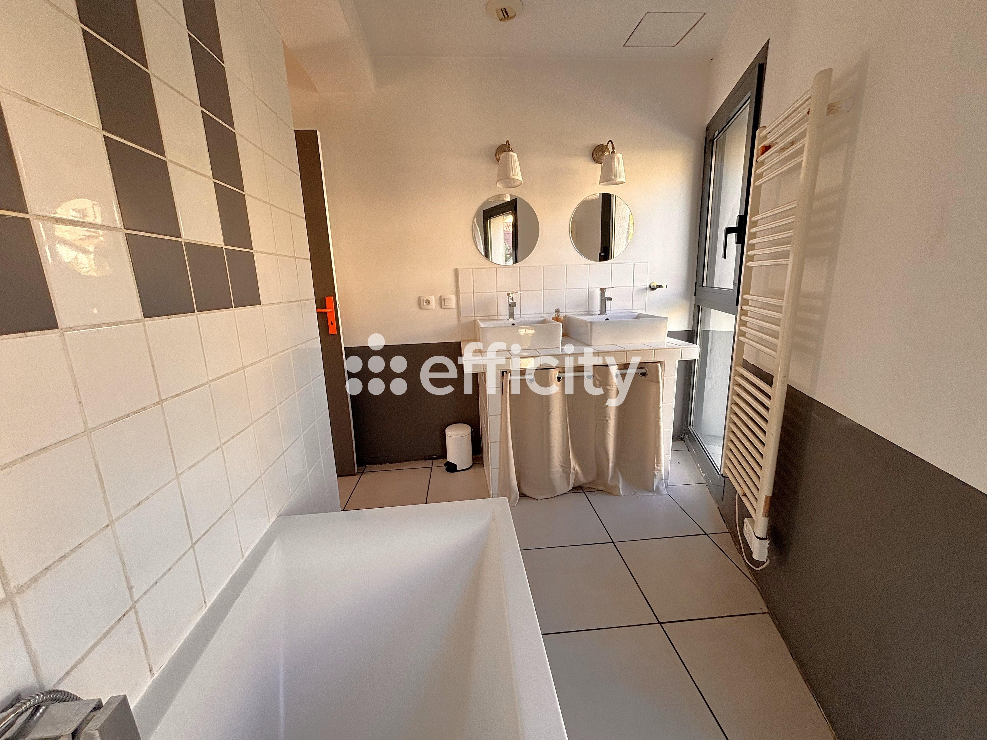 Achat immobilier Maison 8 pièces  160m2 à Marseille (13007) - Photo n°10