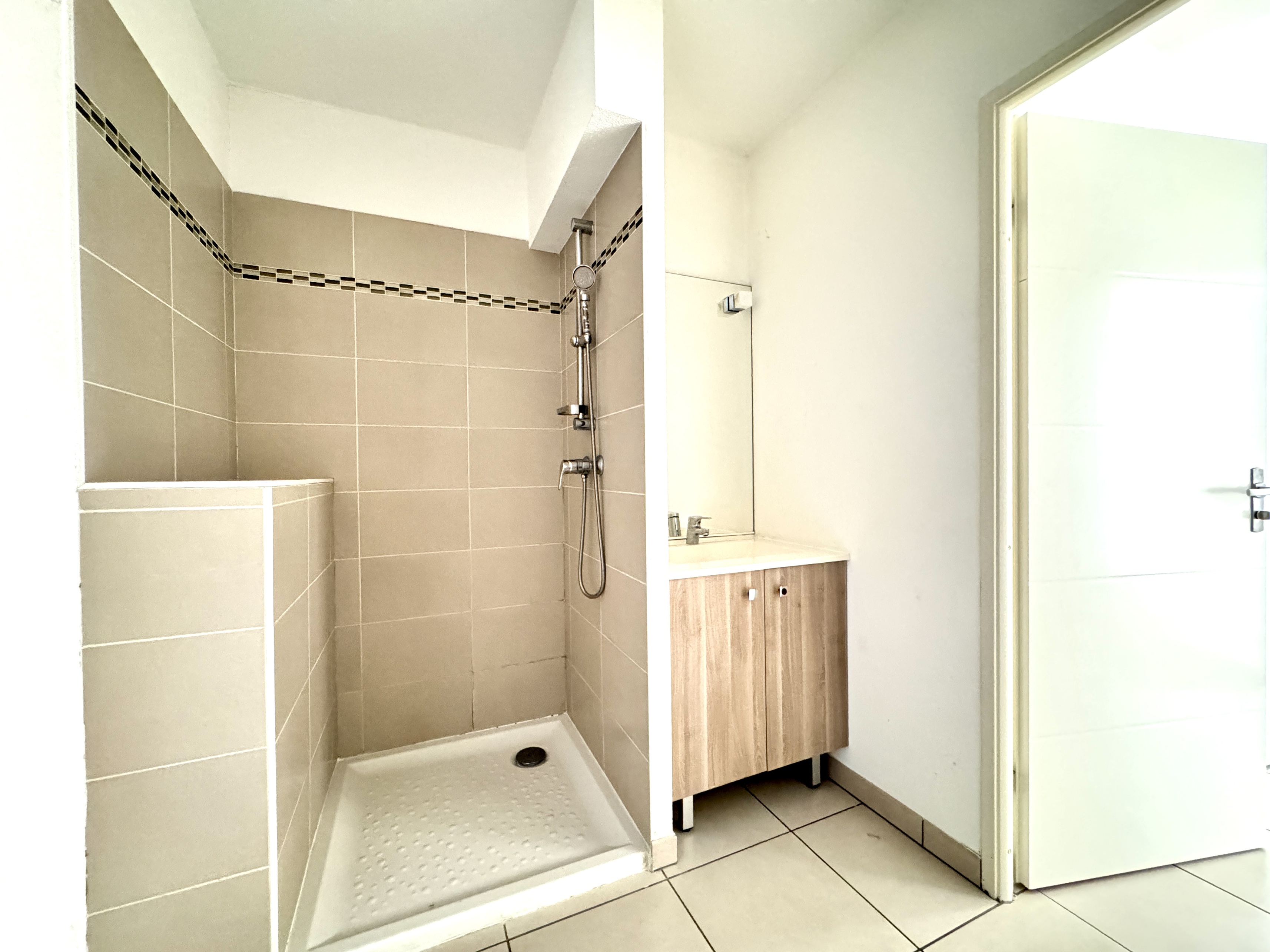 Achat immobilier Appartement 3 pièces  62m2 à Villenave-d'Ornon (33140) - Photo n°12