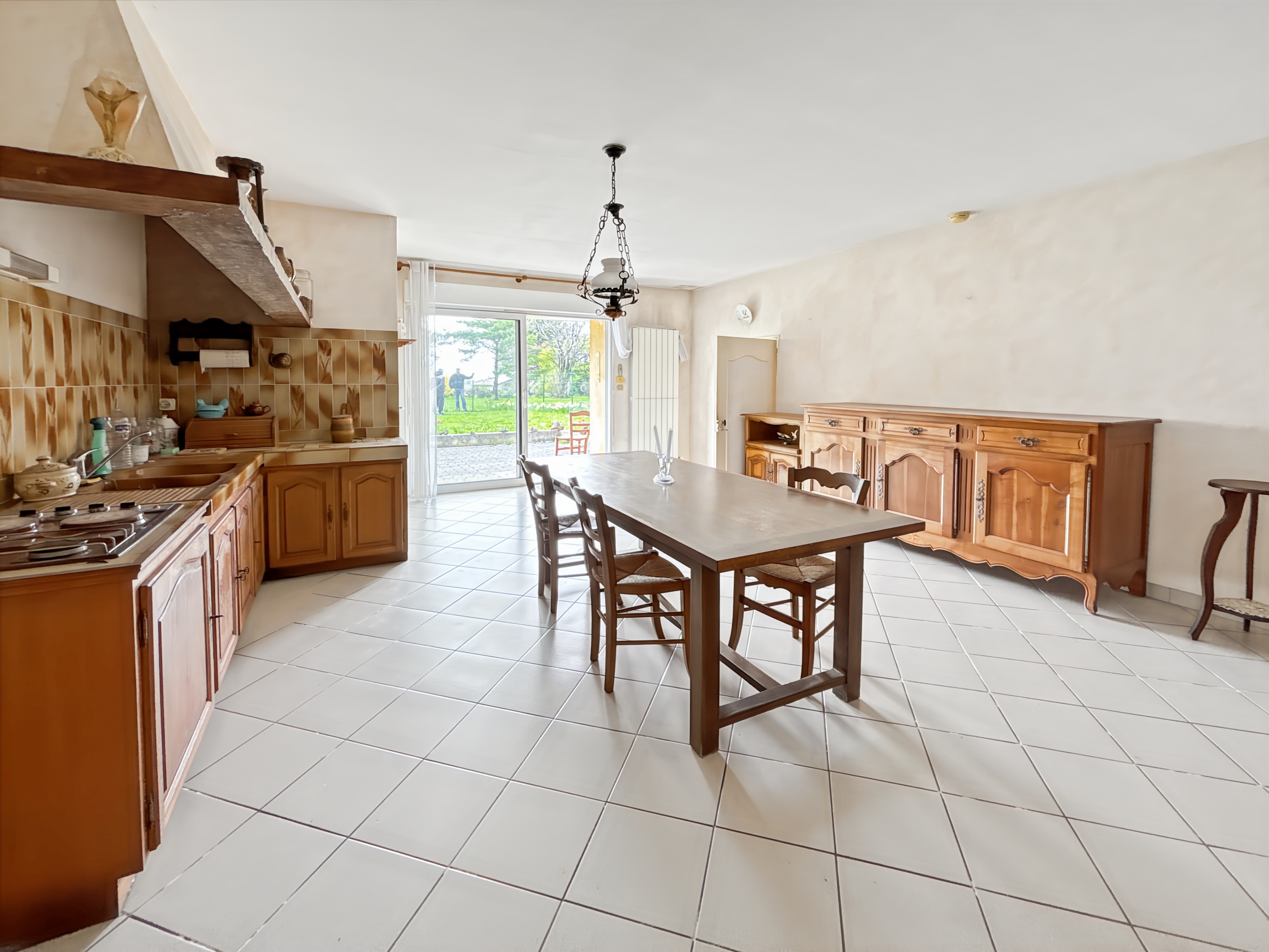 Achat immobilier Maison 7 pièces  183m2 à Jarnac-Champagne (17520) - Photo n°8