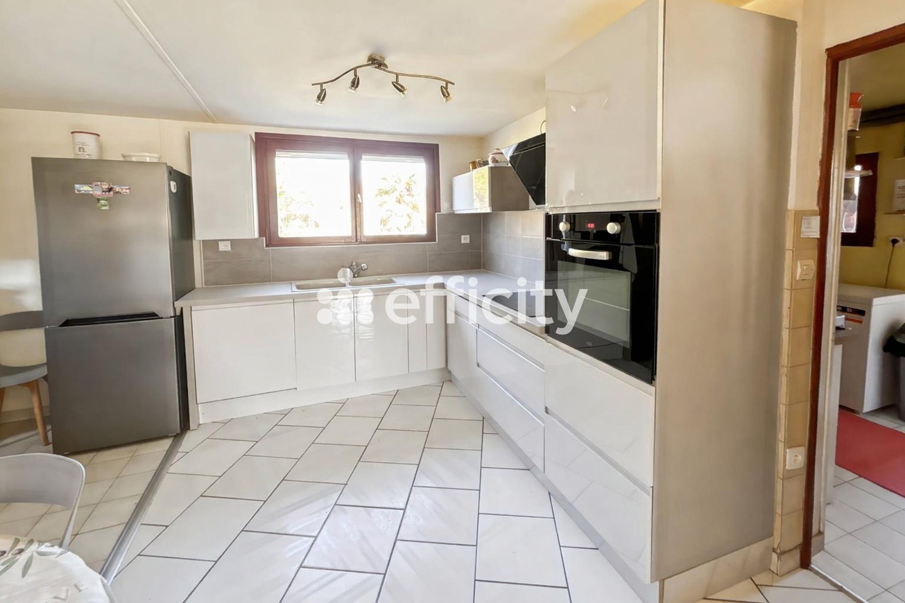 Achat immobilier Maison 5 pièces  150m2 à Sainte-Même (17770) - Photo n°7