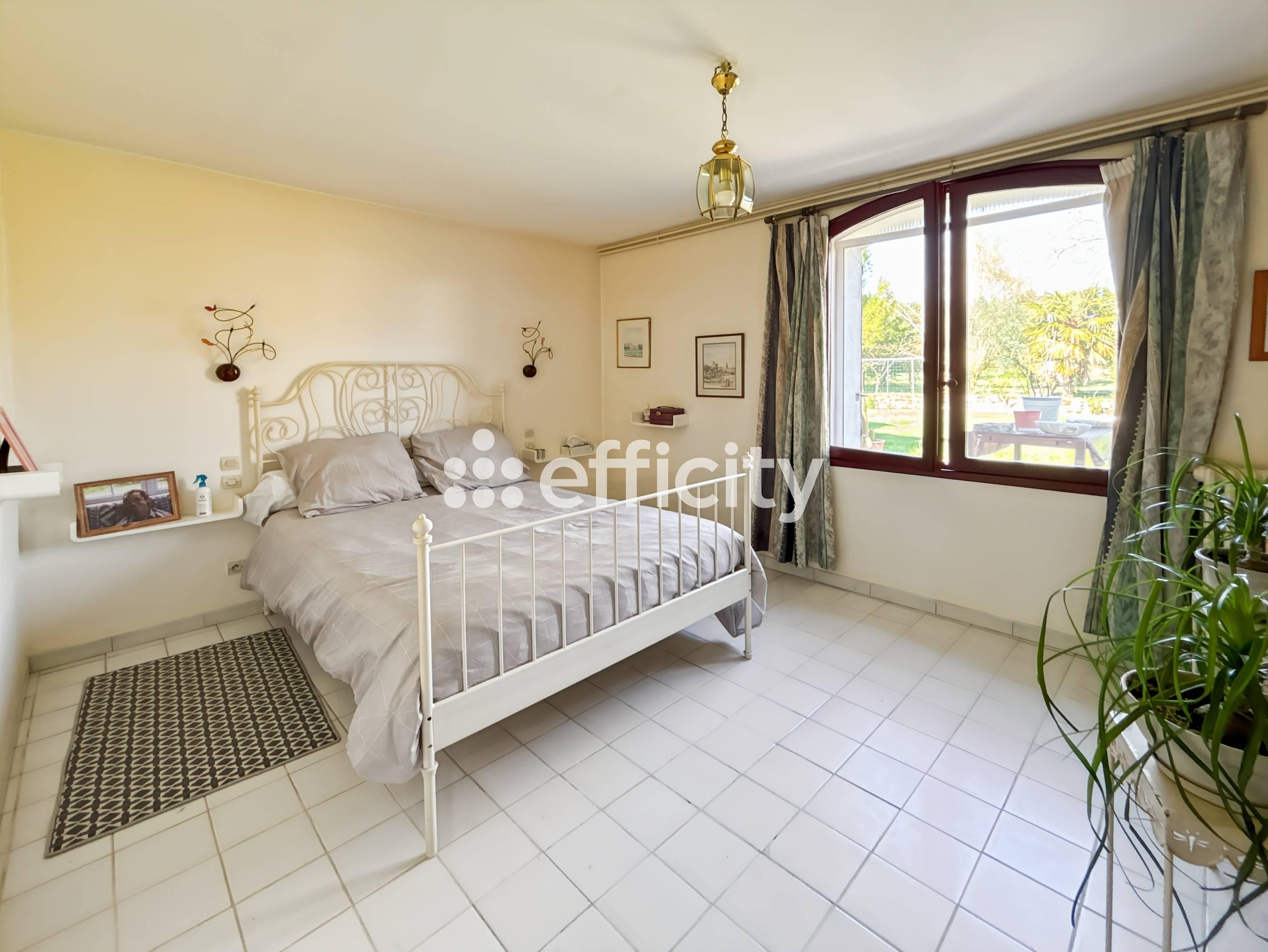 Achat immobilier Maison 5 pièces  150m2 à Sainte-Même (17770) - Photo n°9