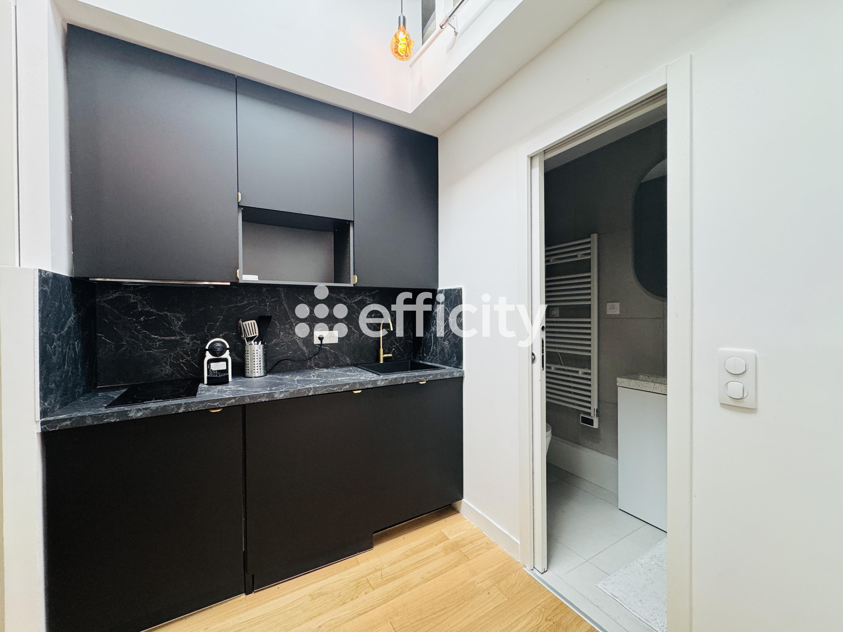 Achat immobilier Appartement 1 pièces  21m2 à Paris (75010) - Photo n°6