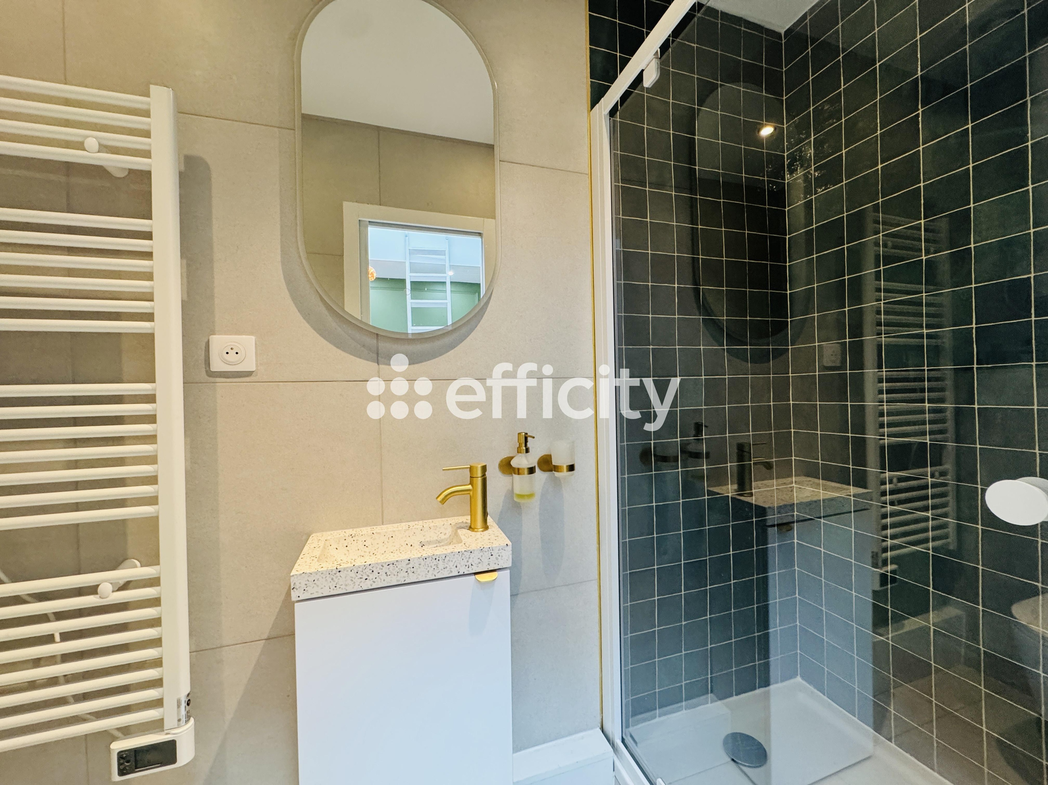 Achat immobilier Appartement 1 pièces  21m2 à Paris (75010) - Photo n°7