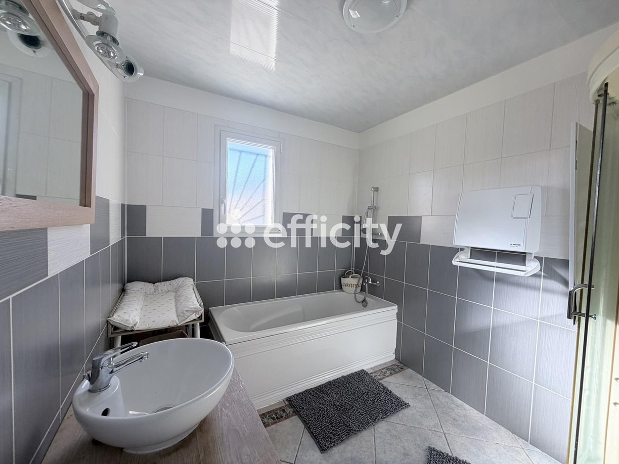 Achat immobilier Maison 6 pièces  160m2 à Mouleydier (24520) - Photo n°14