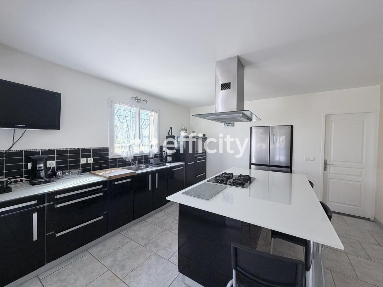 Achat immobilier Maison 6 pièces  160m2 à Mouleydier (24520) - Photo n°8