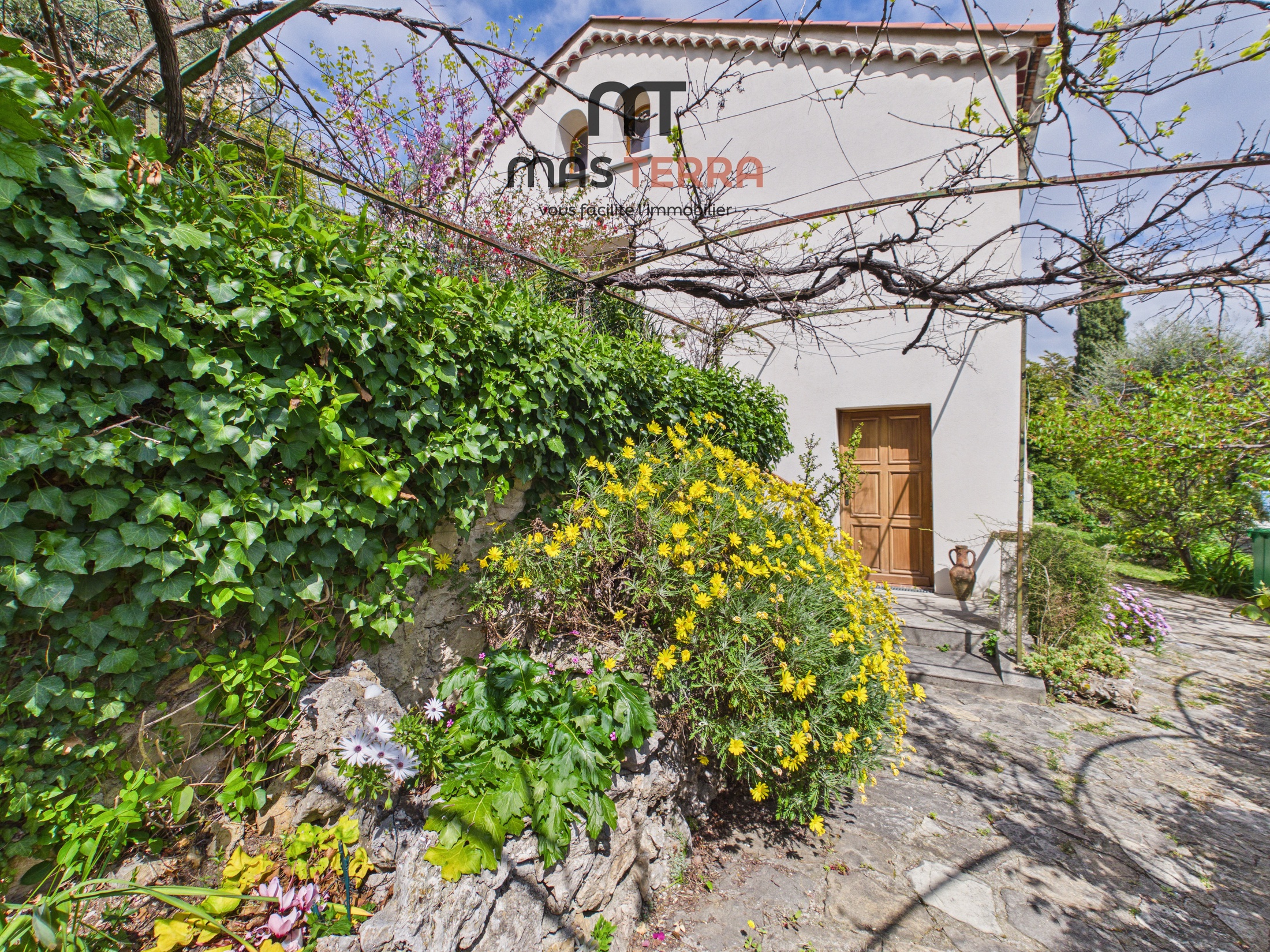 maison 5 pièces - 98m2 à Le Bar-sur-Loup (06620)