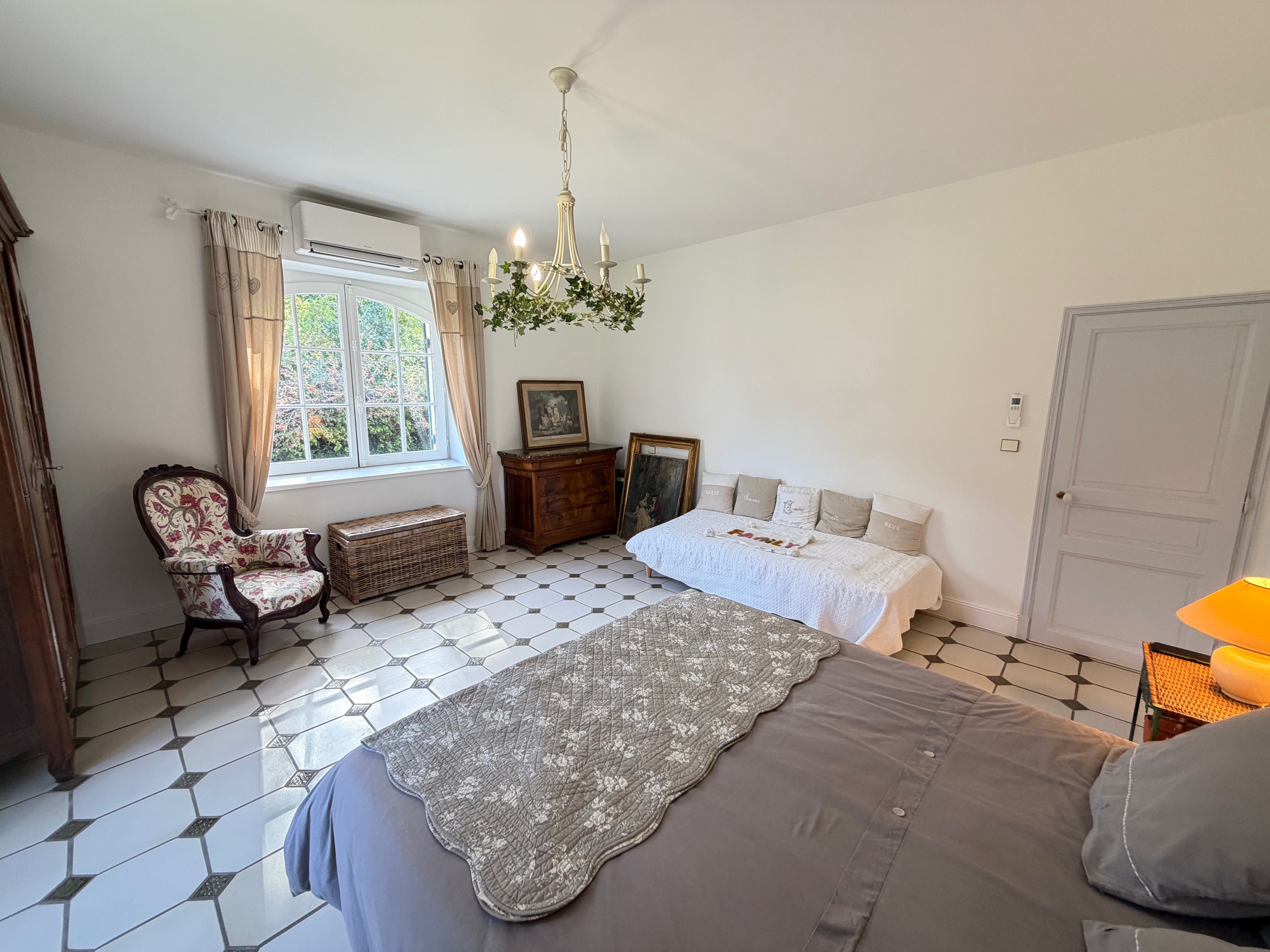 Achat immobilier Maison 7 pièces  170m2 à Saint-Georges-de-Didonne (17110) - Photo n°11