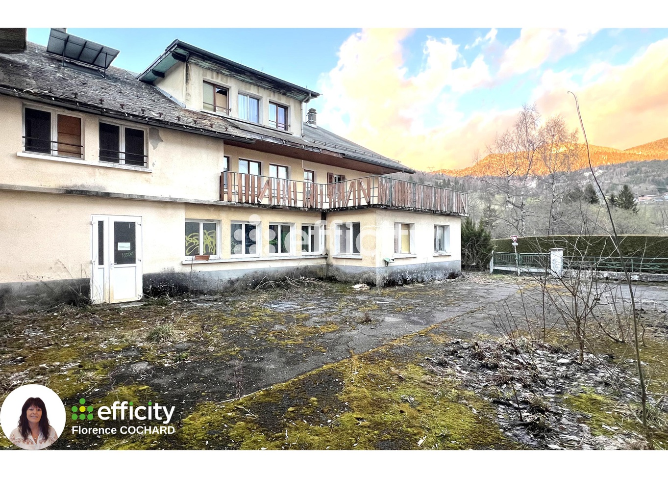 immeuble 25 pièces - 1700,0m2 à Mégevette (74490)