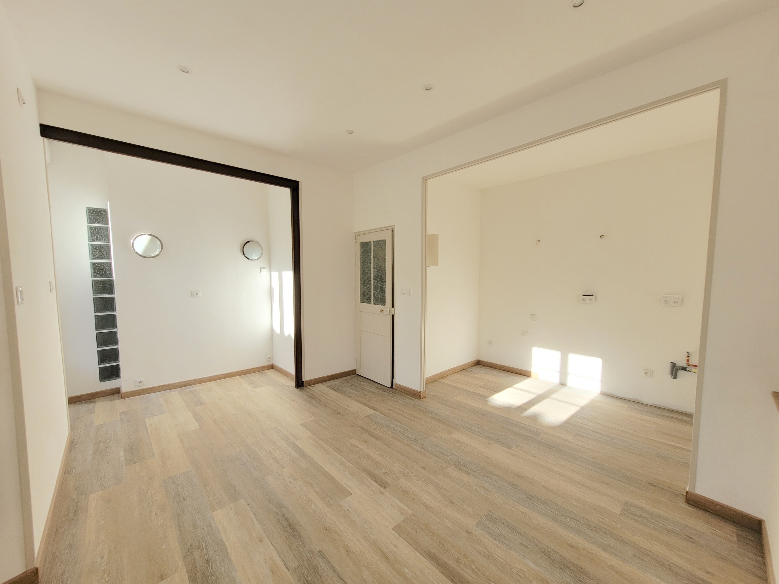 Achat immobilier Appartement 3 pièces  50m2 à Marseille (13006) - Photo n°1