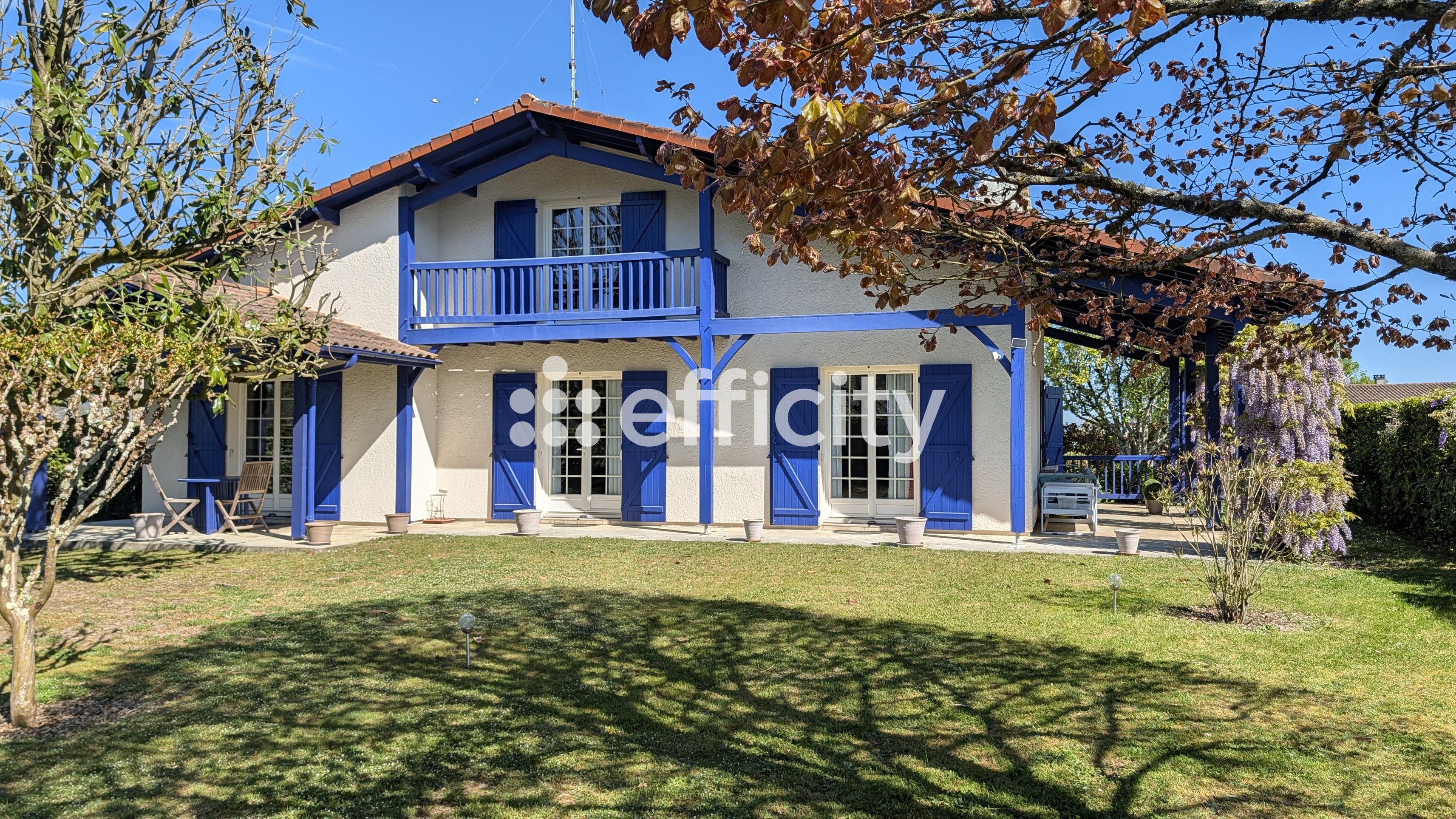 Achat immobilier Maison 5 pièces  131m2 à Saint-Pierre-du-Mont (40280) - Photo n°1