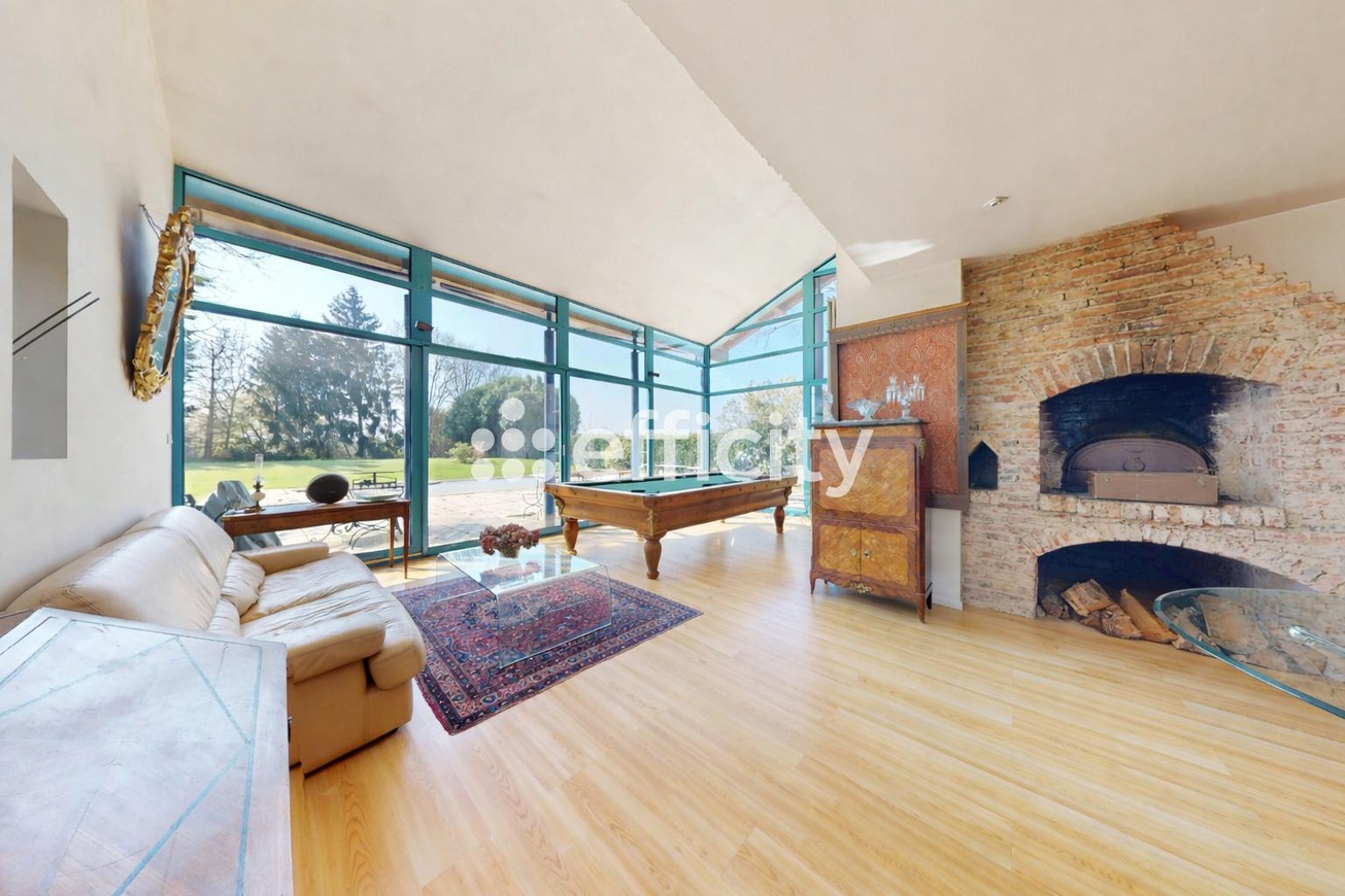 Achat immobilier Maison 5 pièces  198m2 à Saint-Denis-lès-Bourg (01000) - Photo n°4