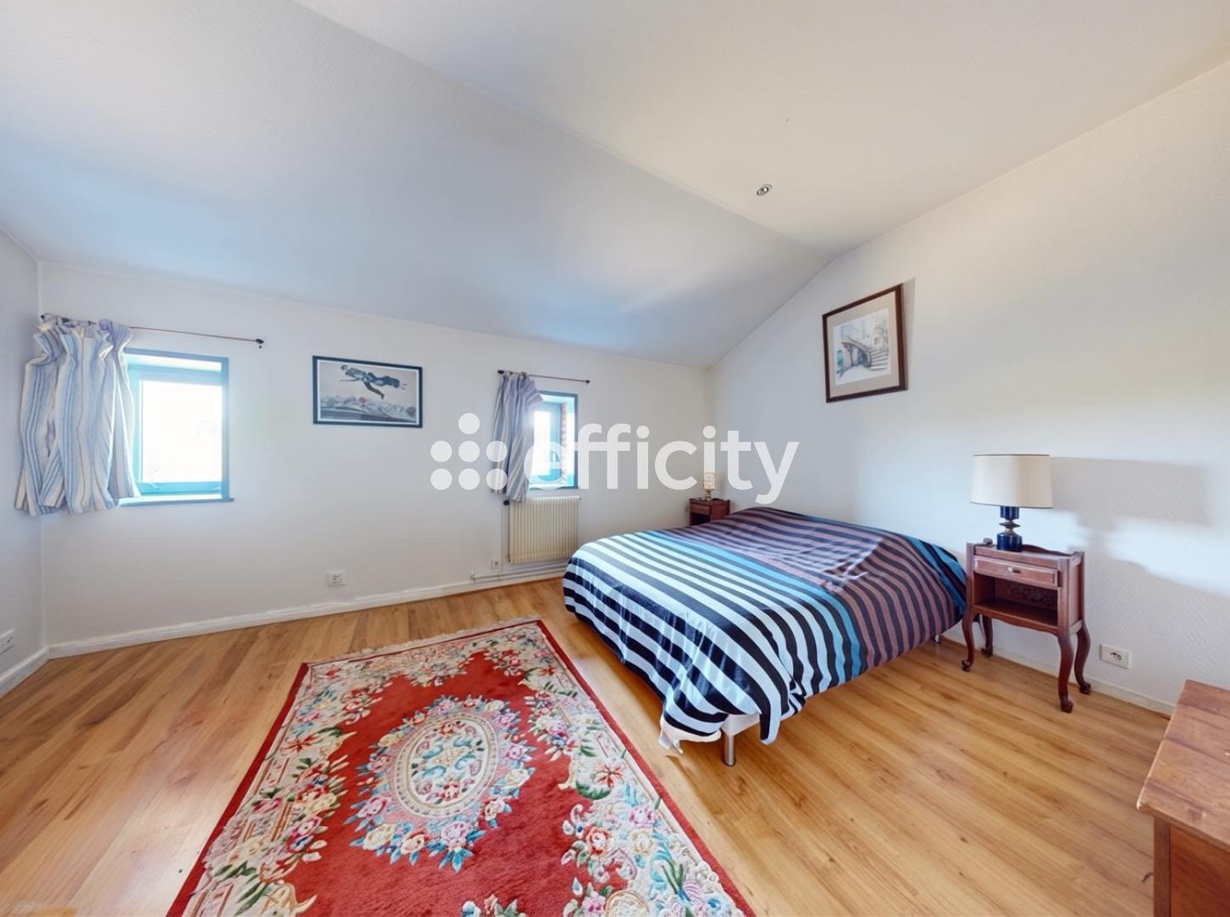 Achat immobilier Maison 5 pièces  198m2 à Saint-Denis-lès-Bourg (01000) - Photo n°10