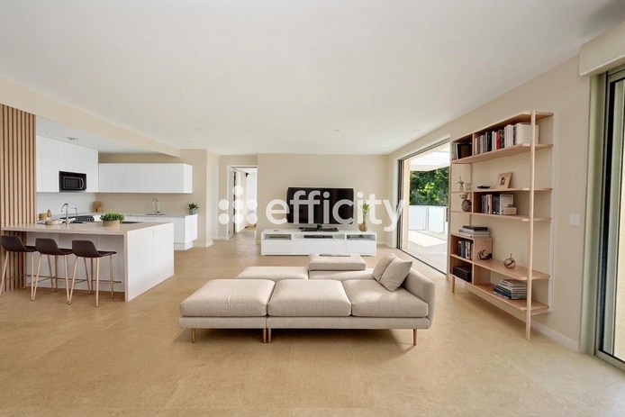 appartement 4 pièces - 117m2 à Toulon (83000)