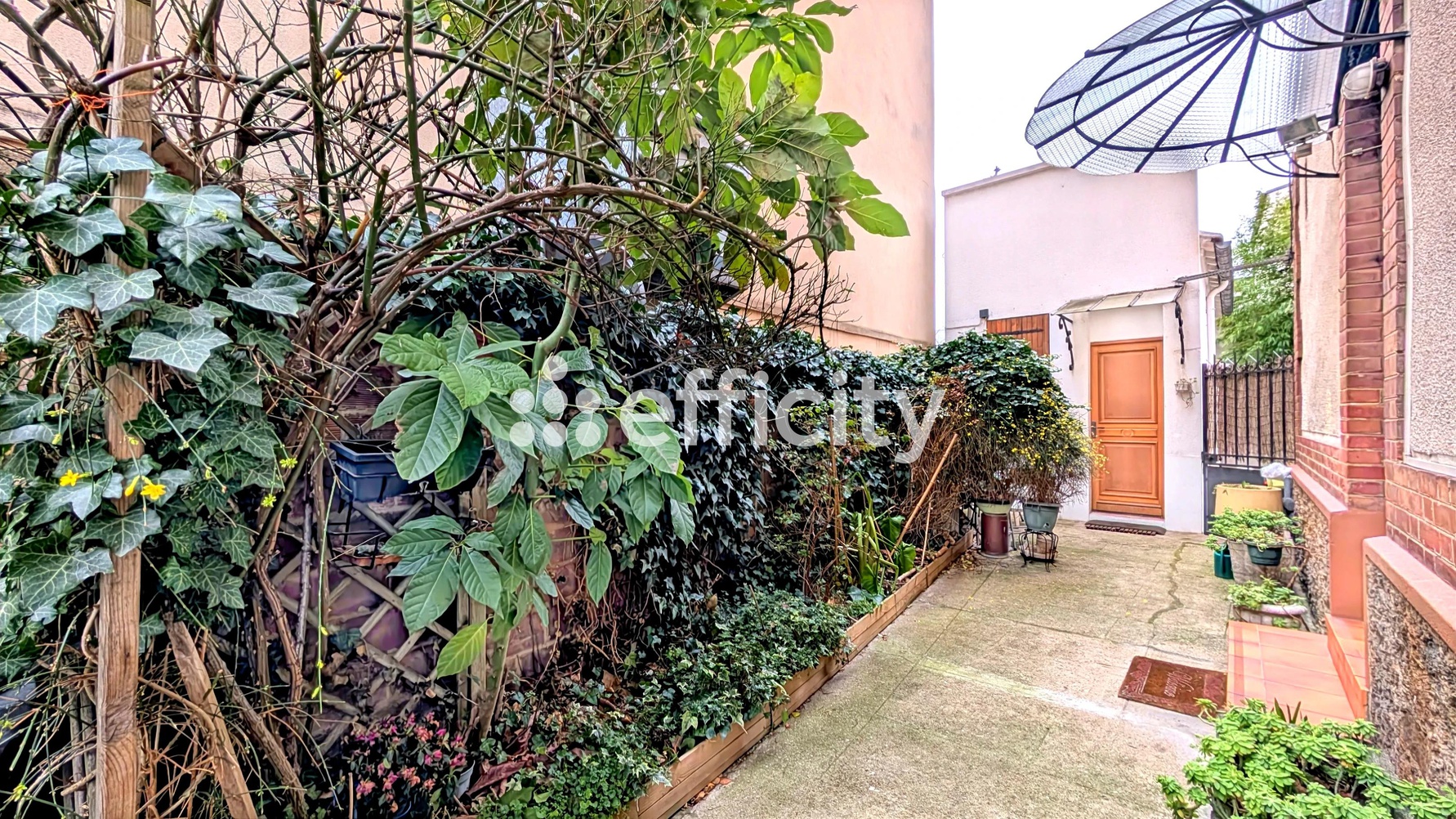 appartement 6 pièces - 100m2 à Courbevoie (92400)