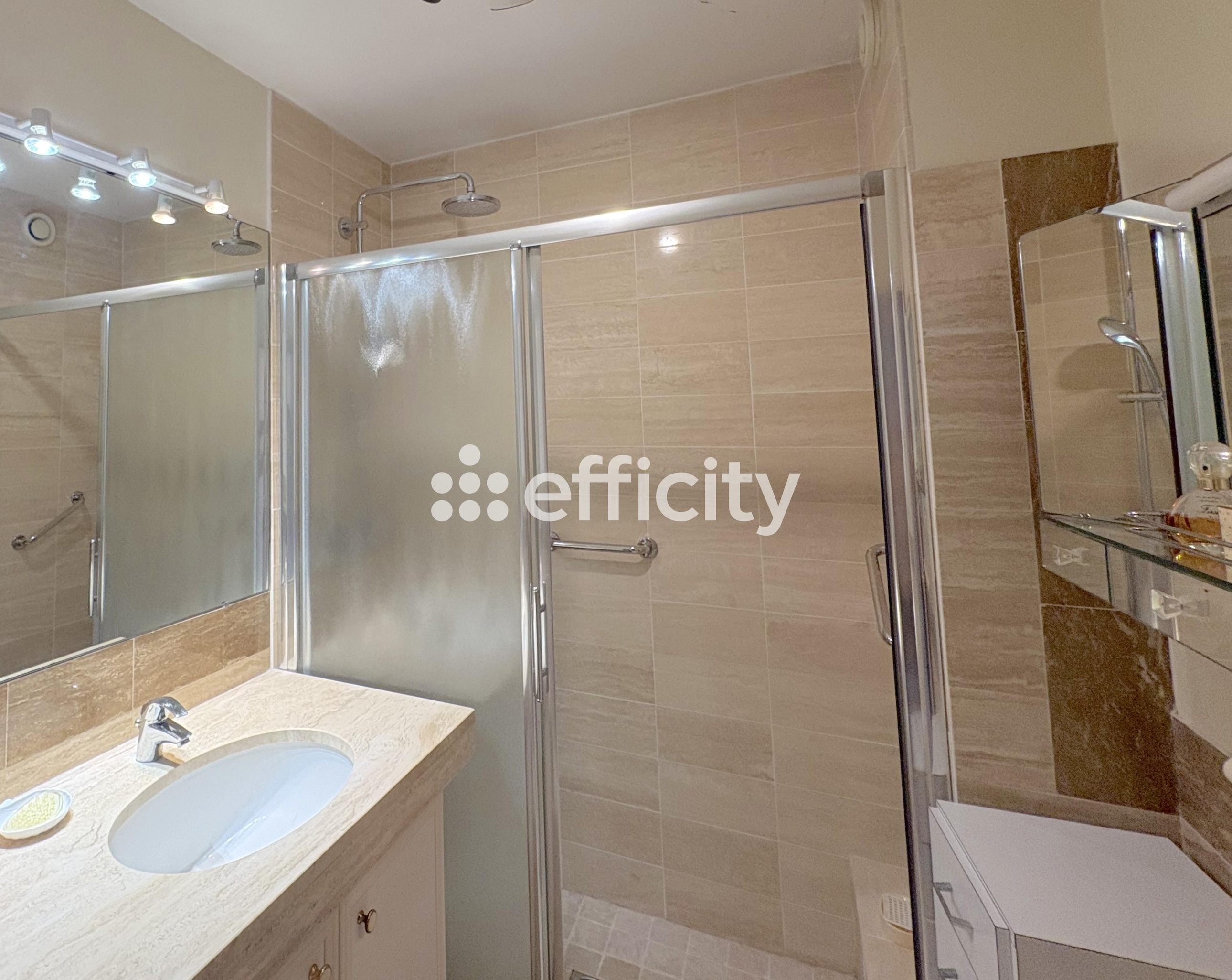 Achat immobilier Appartement 3 pièces  67m2 à Cannes (06400) - Photo n°7